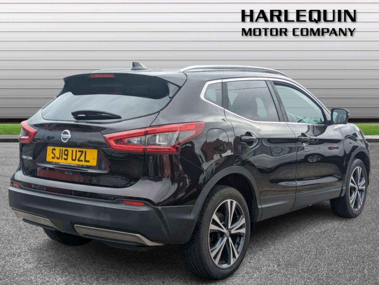 A 2019 NISSAN QASHQAI 1.5 dCi N-Connecta SUV 5dr Diesel Manual Euro 6 (s/s) (115 ps) FULL SERVICE A 2019 NISSAN QASHQAI 1.5 dCi N-Connecta SUV 5dr Diesel Manual Euro 6 (s/s) (115 ps) FULL SERVICE