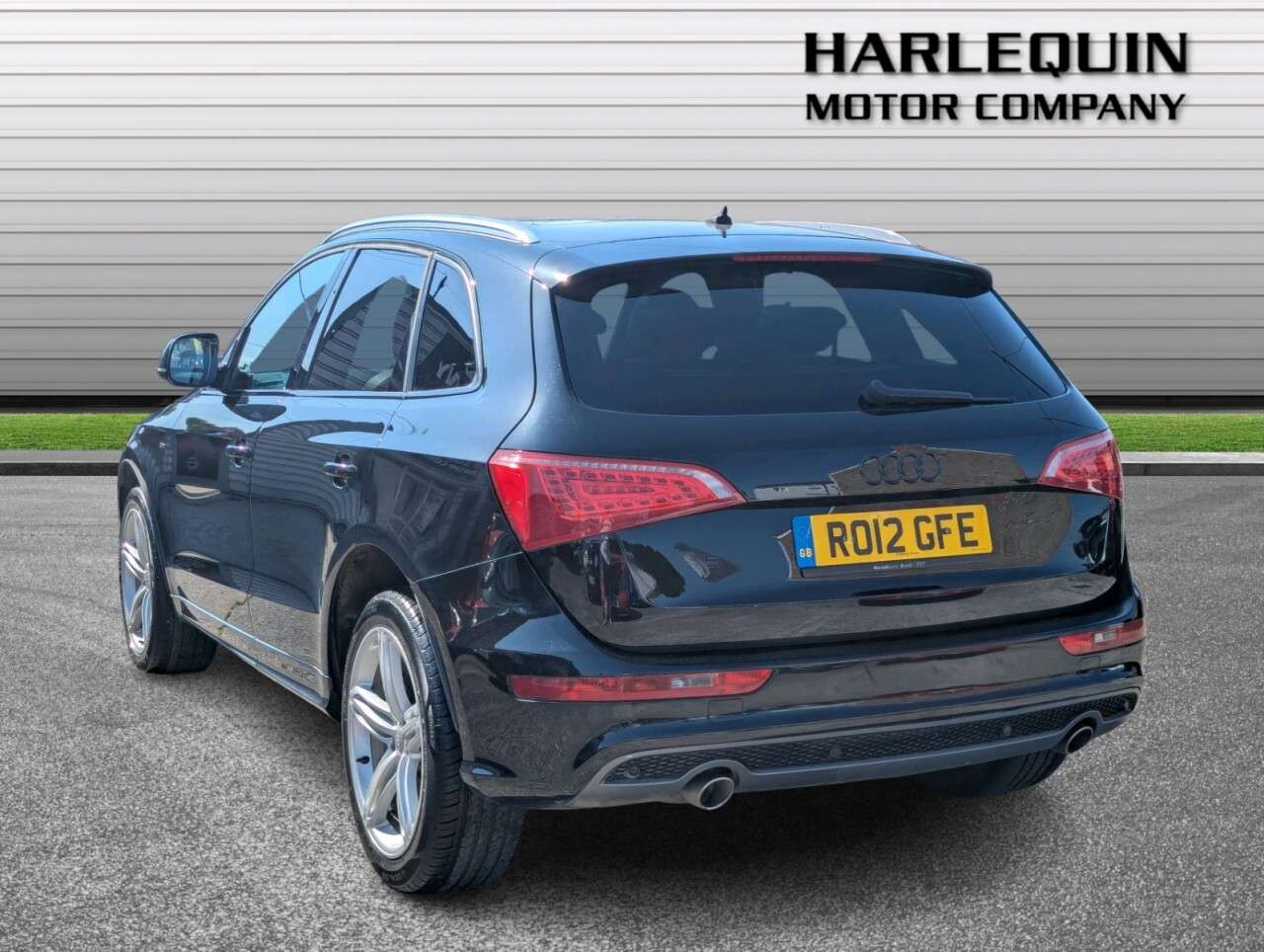 A 2012 AUDI Q5 3.0 TDI V6 S line Special Edition SUV 5dr Diesel S Tronic quattro Euro 5 (2 A 2012 AUDI Q5 3.0 TDI V6 S line Special Edition SUV 5dr Diesel S Tronic quattro Euro 5 (2