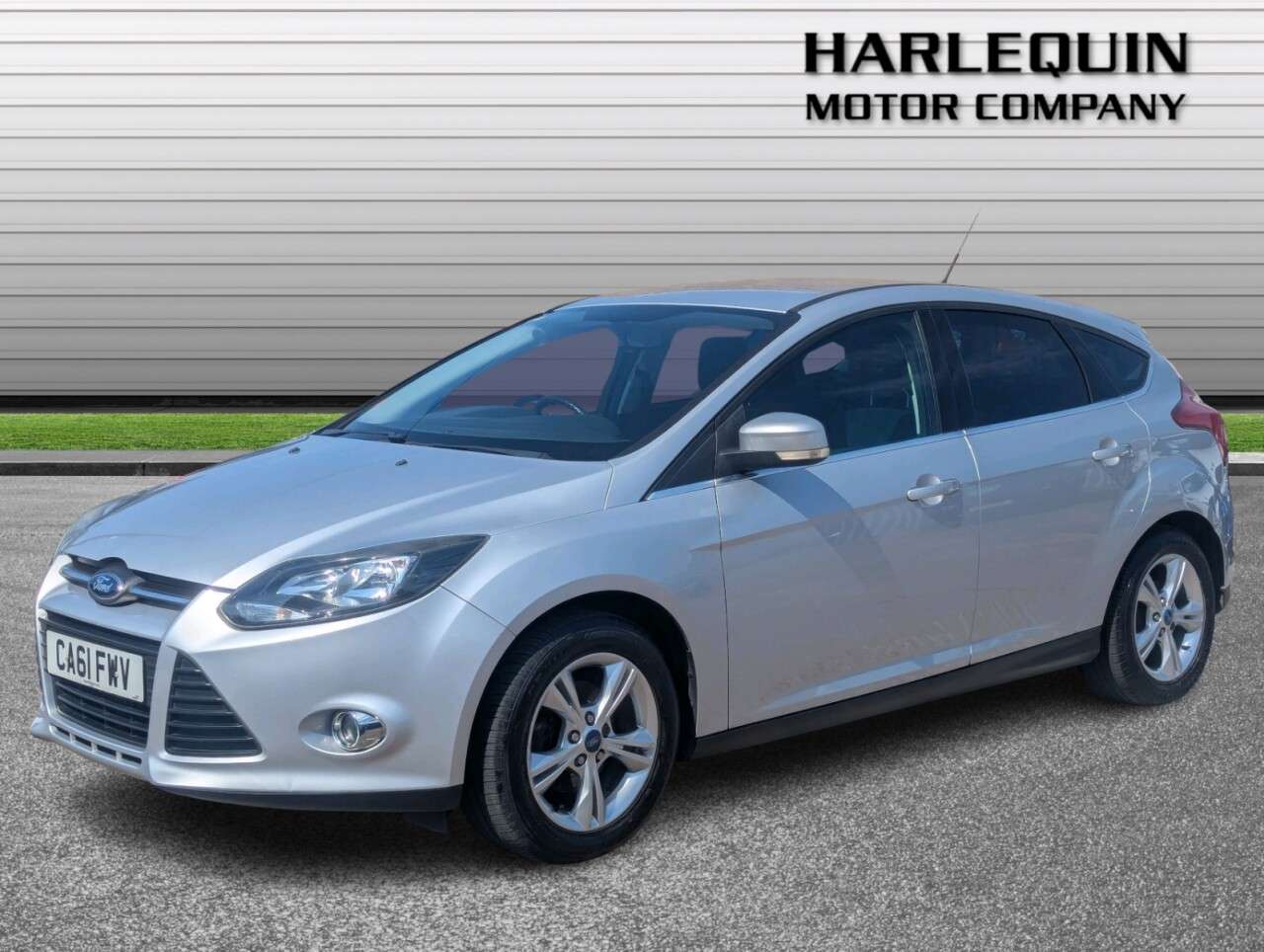 A 2012 FORD FOCUS 1.6 Zetec Hatchback 5dr Petrol Manual Euro 5 (105 ps) FULL SERVICE HISTORY A 2012 FORD FOCUS 1.6 Zetec Hatchback 5dr Petrol Manual Euro 5 (105 ps) FULL SERVICE HISTORY