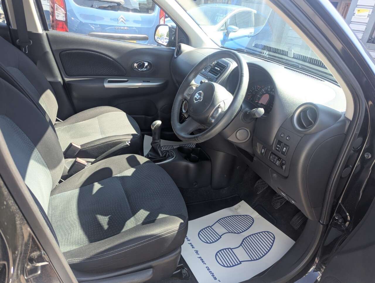 A 2015 NISSAN MICRA 1.2 Tekna Hatchback 5dr Petrol Manual Euro 6 (80 ps) FULL SERVICE HISTORY A 2015 NISSAN MICRA 1.2 Tekna Hatchback 5dr Petrol Manual Euro 6 (80 ps) FULL SERVICE HISTORY