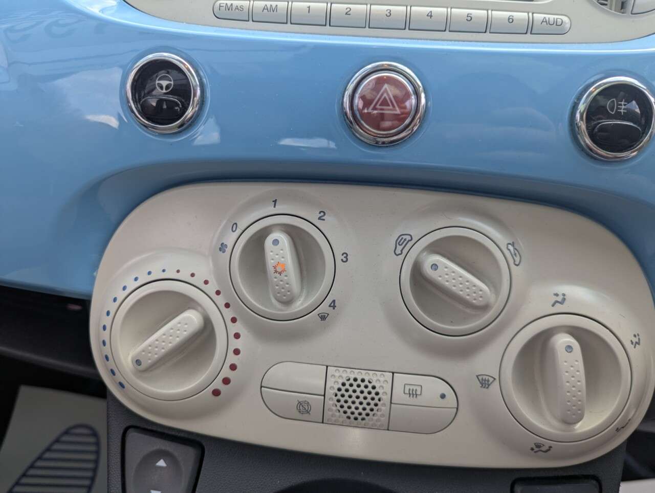 2013 FIAT 500 2013 FIAT 500