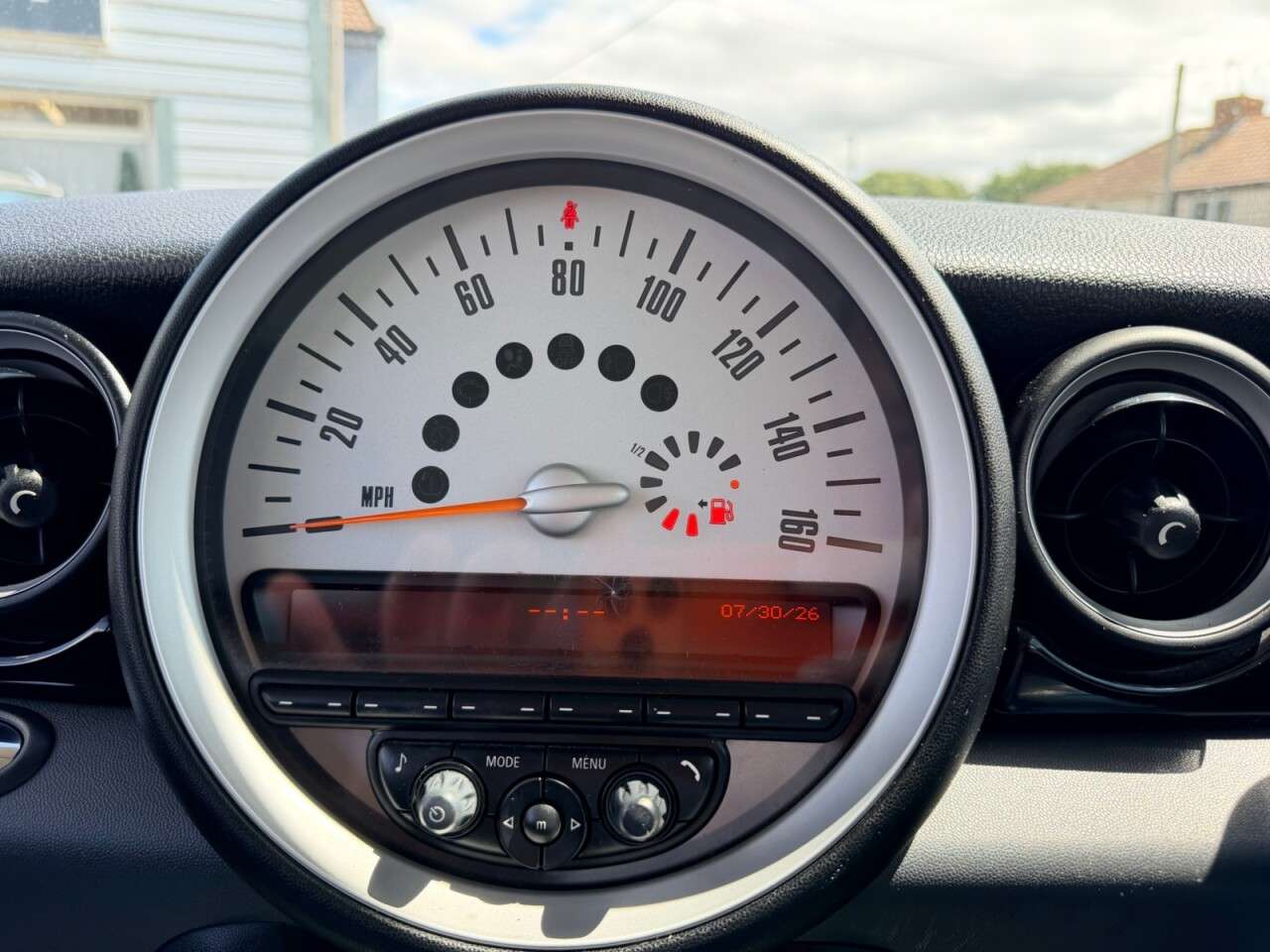 2012 MINI CLUBMAN 2012 MINI CLUBMAN