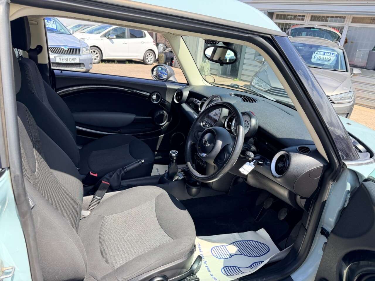 A 2012 MINI CLUBMAN 1.6 One Estate 5dr Petrol Manual Euro 5 (98 ps) FULL PORTFOLIO SERVICE HIST A 2012 MINI CLUBMAN 1.6 One Estate 5dr Petrol Manual Euro 5 (98 ps) FULL PORTFOLIO SERVICE HIST