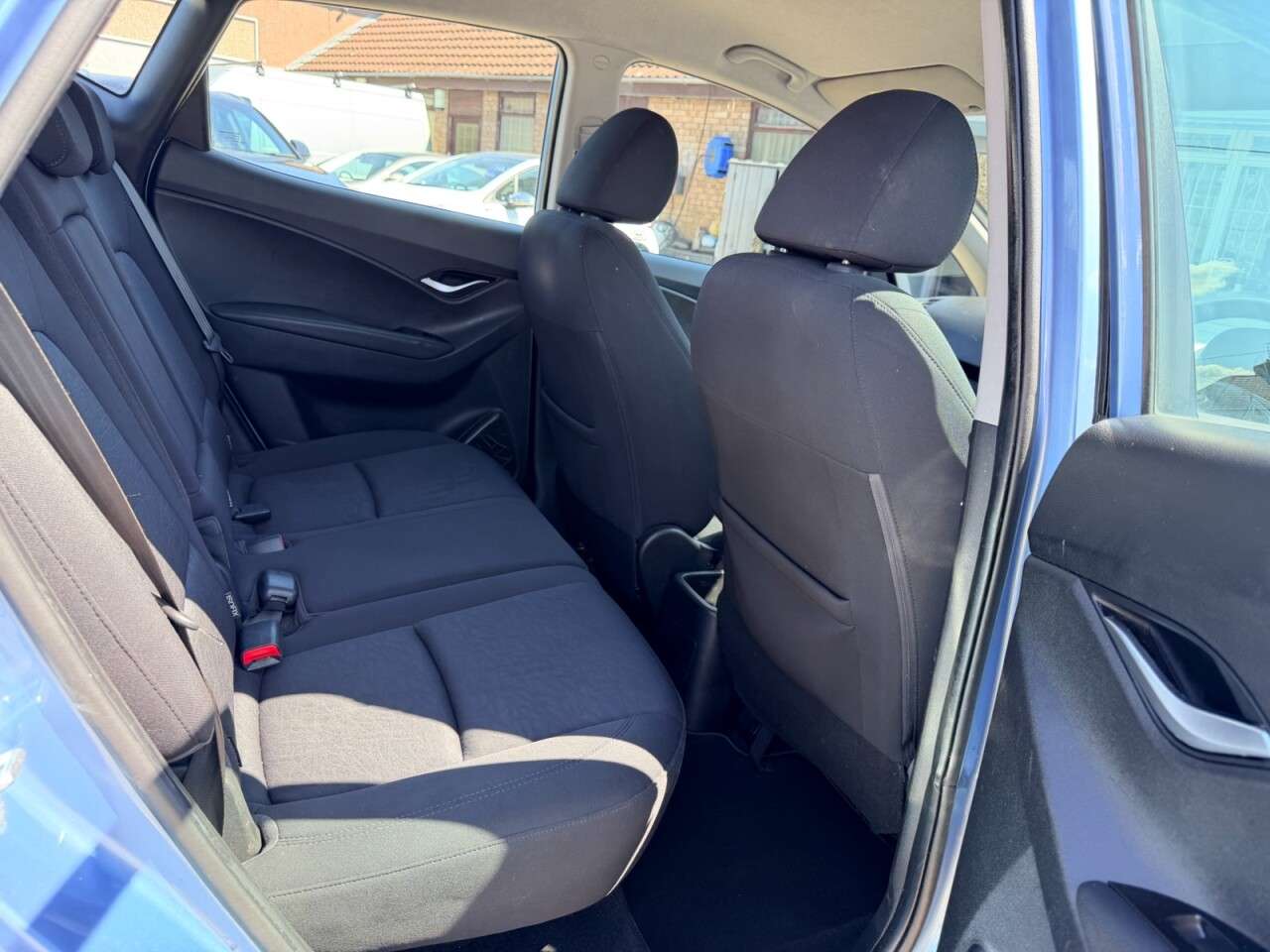A 2012 HYUNDAI IX20 1.4 Active Hatchback 5dr Petrol Manual Euro 5 (s/s) (90 bhp) A 2012 HYUNDAI IX20 1.4 Active Hatchback 5dr Petrol Manual Euro 5 (s/s) (90 bhp)
