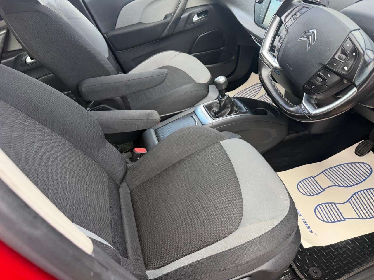 A 2015 CITROEN GRAND C4 PICASSO 1.6 BlueHDi Exclusive MPV 5dr Diesel Manual Euro 6 (s/s) (120 ps) FULL SERV A 2015 CITROEN GRAND C4 PICASSO 1.6 BlueHDi Exclusive MPV 5dr Diesel Manual Euro 6 (s/s) (120 ps) FULL SERV