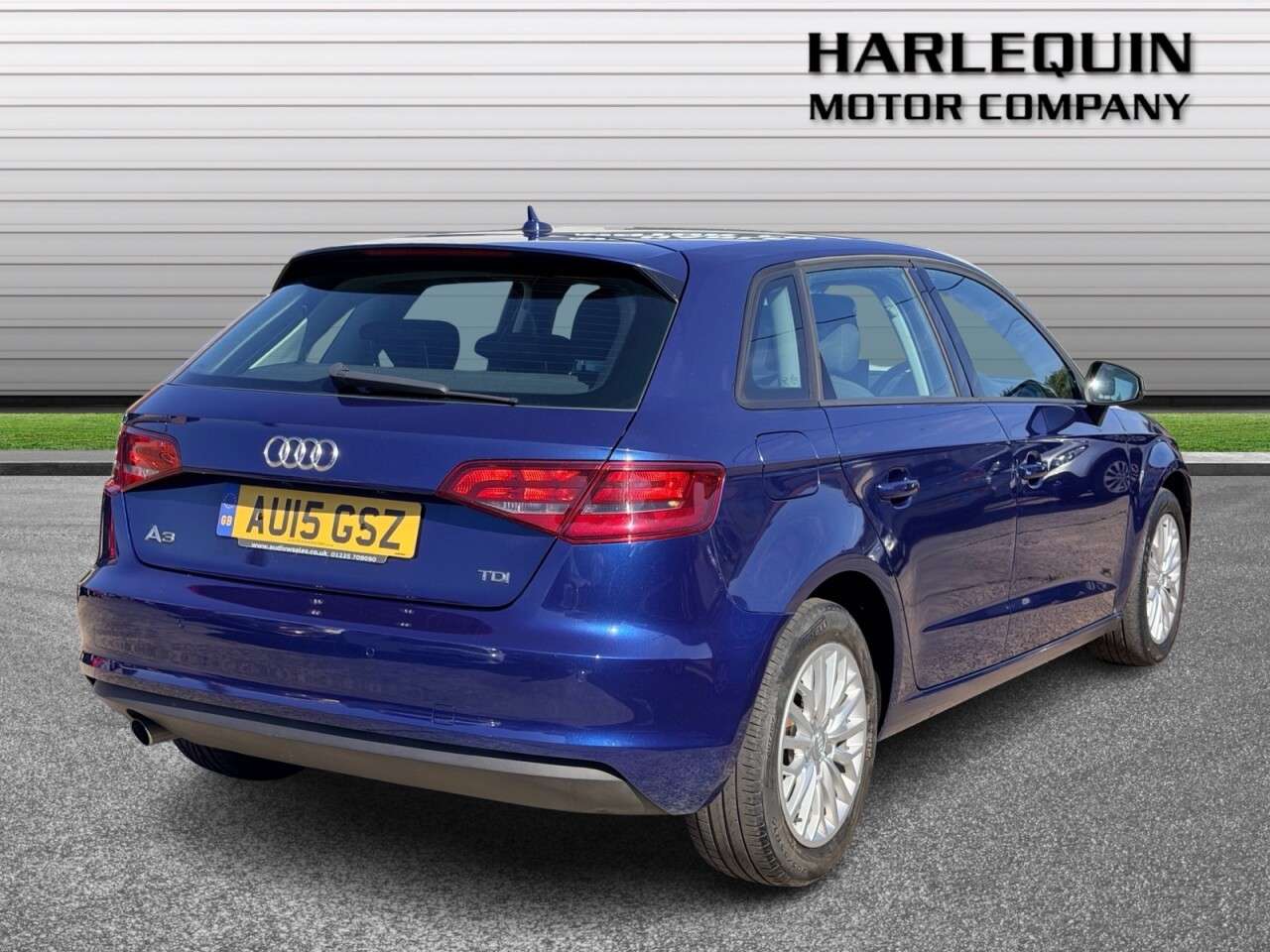 A 2015 AUDI A3 1.6 TDI SE Technik Sportback 5dr Diesel Manual Euro 6 (s/s) (110 ps) FULL S A 2015 AUDI A3 1.6 TDI SE Technik Sportback 5dr Diesel Manual Euro 6 (s/s) (110 ps) FULL S