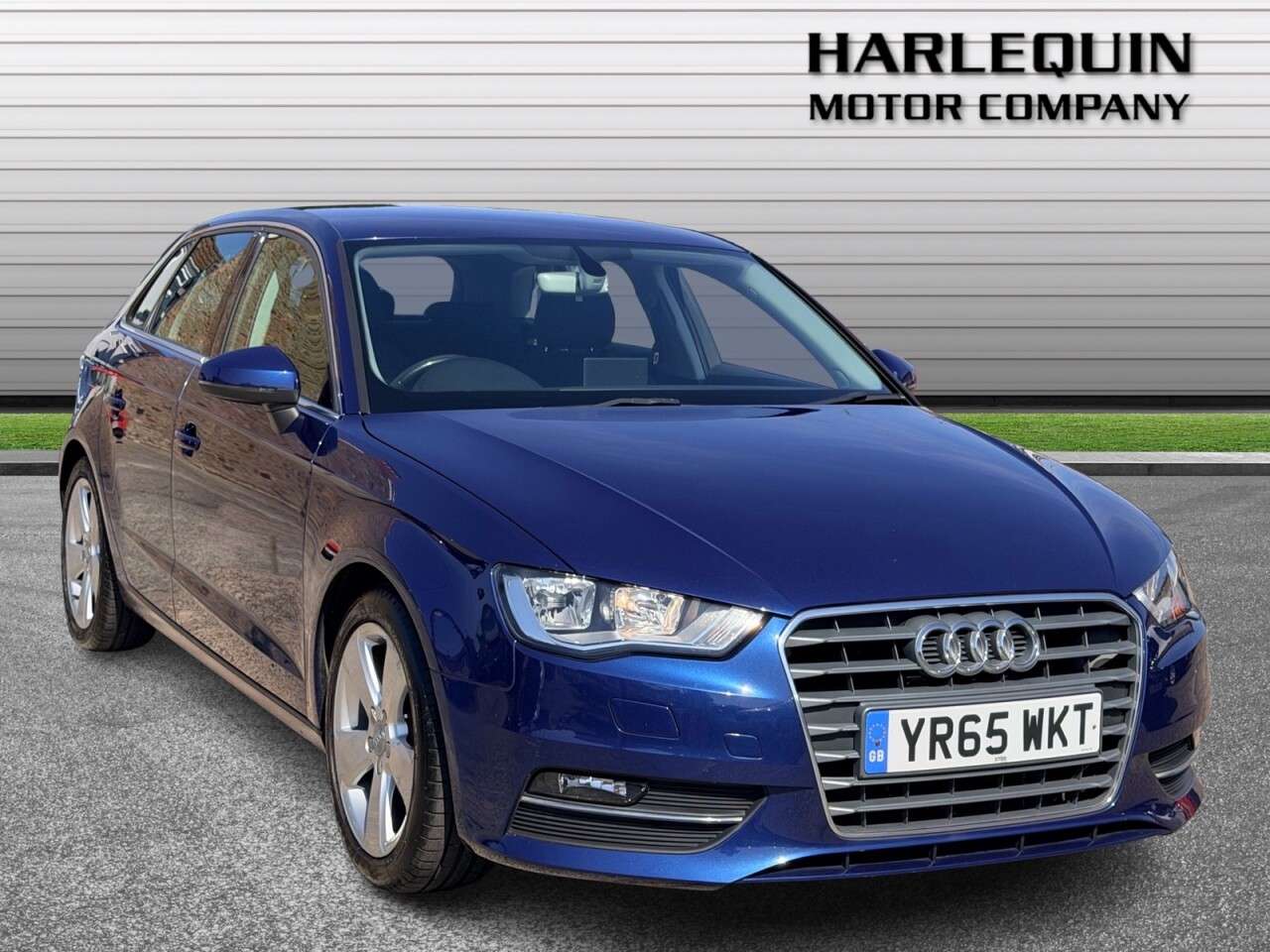 A 2015 AUDI A3 1.4 TFSI CoD Sport Sportback 5dr Petrol Manual Euro 6 (s/s) (150 ps) FULL S A 2015 AUDI A3 1.4 TFSI CoD Sport Sportback 5dr Petrol Manual Euro 6 (s/s) (150 ps) FULL S