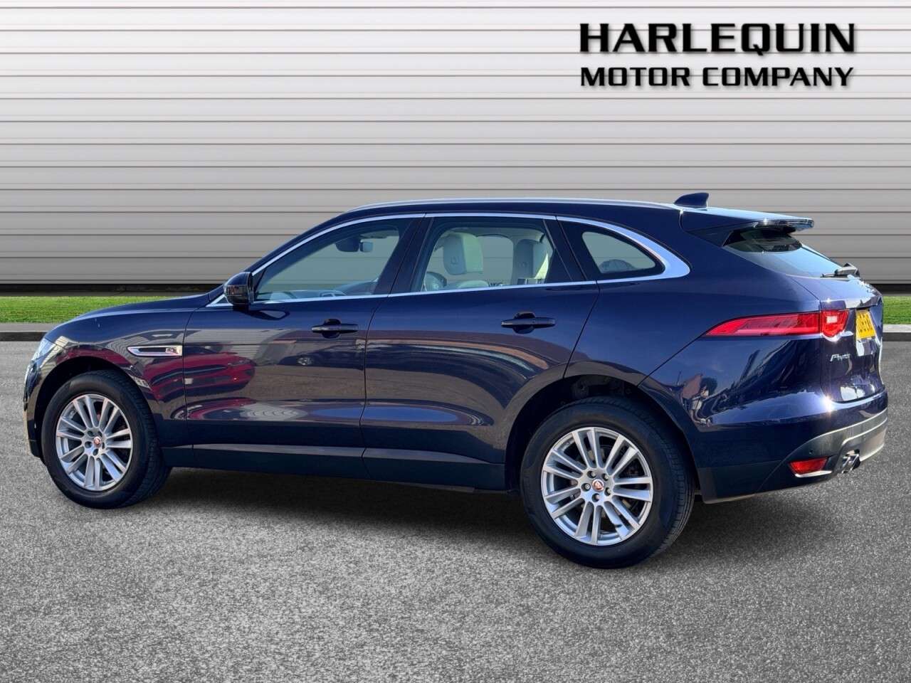 2018 JAGUAR F-PACE 2018 JAGUAR F-PACE