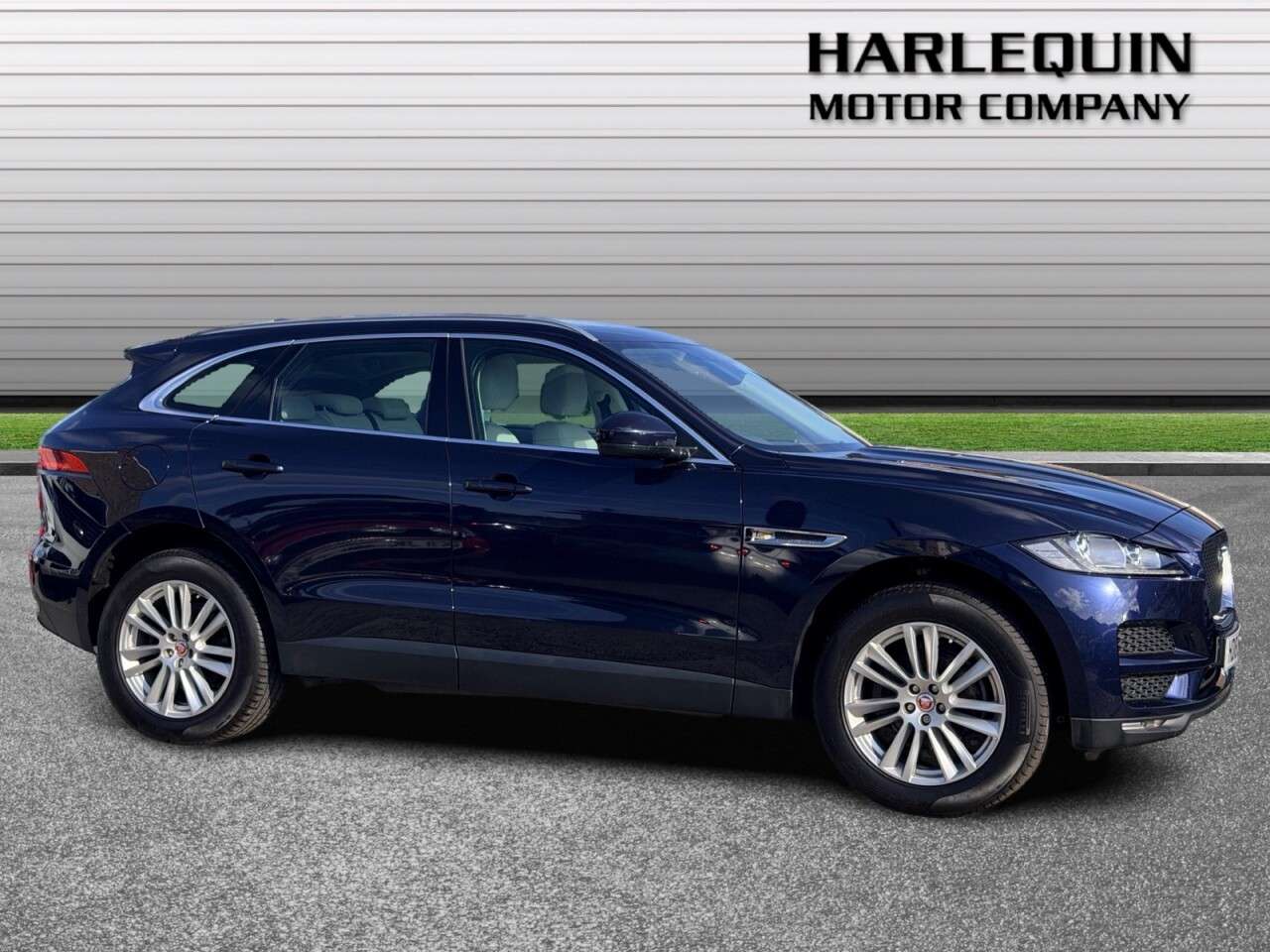 2018 JAGUAR F-PACE 2018 JAGUAR F-PACE