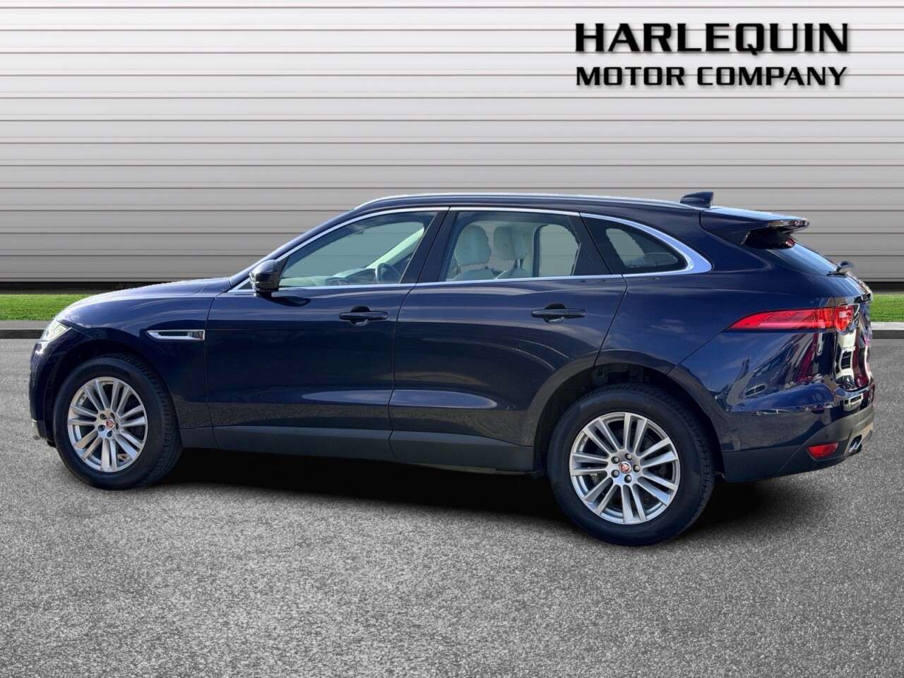 2018 JAGUAR F-PACE 2018 JAGUAR F-PACE