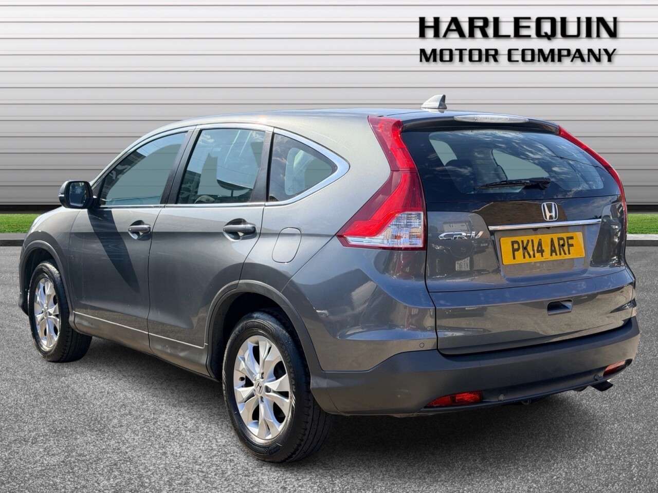 A 2014 HONDA CR-V 2.0 i-VTEC SE SUV 5dr Petrol Auto 4WD Euro 5 (155 ps) SERVICE HISTORY AIR C A 2014 HONDA CR-V 2.0 i-VTEC SE SUV 5dr Petrol Auto 4WD Euro 5 (155 ps) SERVICE HISTORY AIR C