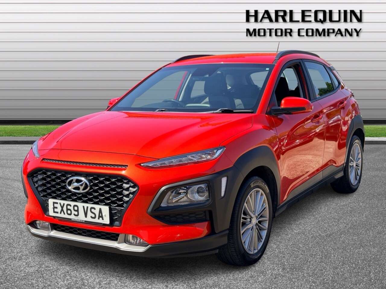A 2019 HYUNDAI KONA 1.0 T-GDi SE SUV 5dr Petrol Manual Euro 6 (s/s) (120 ps) FSH-CAR PLAY-AC-RE A 2019 HYUNDAI KONA 1.0 T-GDi SE SUV 5dr Petrol Manual Euro 6 (s/s) (120 ps) FSH-CAR PLAY-AC-RE