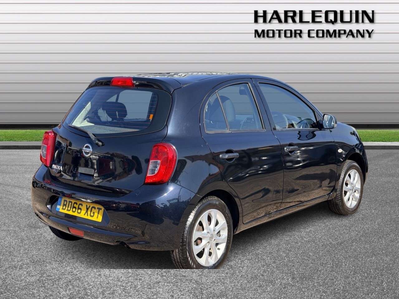 A 2016 NISSAN MICRA 1.2 Vibe Hatchback 5dr Petrol Manual Euro 6 (80 ps) AIR CON-ALLOYS-FSH A 2016 NISSAN MICRA 1.2 Vibe Hatchback 5dr Petrol Manual Euro 6 (80 ps) AIR CON-ALLOYS-FSH