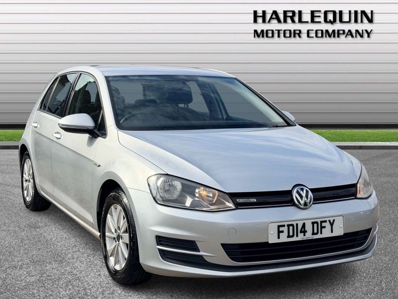 A 2014 VOLKSWAGEN GOLF 1.6 TDI BlueMotion Hatchback 5dr Diesel Manual Euro 5 (s/s) (110 ps) FULL S A 2014 VOLKSWAGEN GOLF 1.6 TDI BlueMotion Hatchback 5dr Diesel Manual Euro 5 (s/s) (110 ps) FULL S