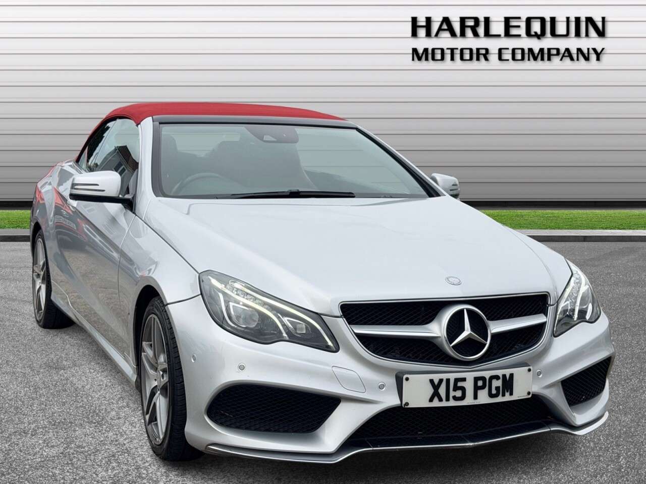 A 2015 MERCEDES-BENZ E CLASS 2.1 E220 BlueTEC AMG Line Cabriolet 2dr Diesel G-Tronic+ Euro 6 (s/s) (177 A 2015 MERCEDES-BENZ E CLASS 2.1 E220 BlueTEC AMG Line Cabriolet 2dr Diesel G-Tronic+ Euro 6 (s/s) (177