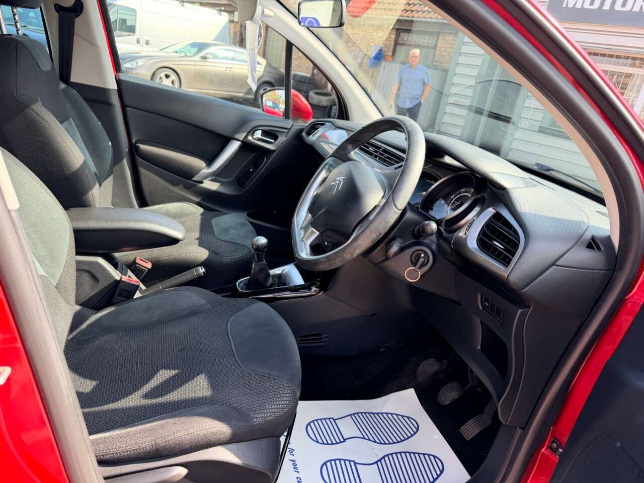 A 2010 CITROEN C3 1.6 VTi Exclusive Hatchback 5dr Petrol Manual Euro 5 (120 ps) 1.6 PART EXCH A 2010 CITROEN C3 1.6 VTi Exclusive Hatchback 5dr Petrol Manual Euro 5 (120 ps) 1.6 PART EXCH