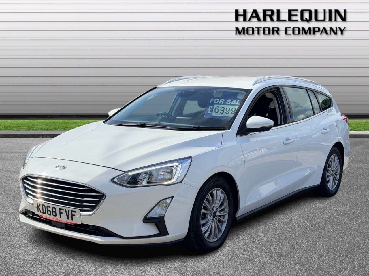 A 2019 FORD FOCUS 1.0T EcoBoost Titanium Estate 5dr Petrol Manual Euro 6 (s/s) (125 ps) FULL A 2019 FORD FOCUS 1.0T EcoBoost Titanium Estate 5dr Petrol Manual Euro 6 (s/s) (125 ps) FULL