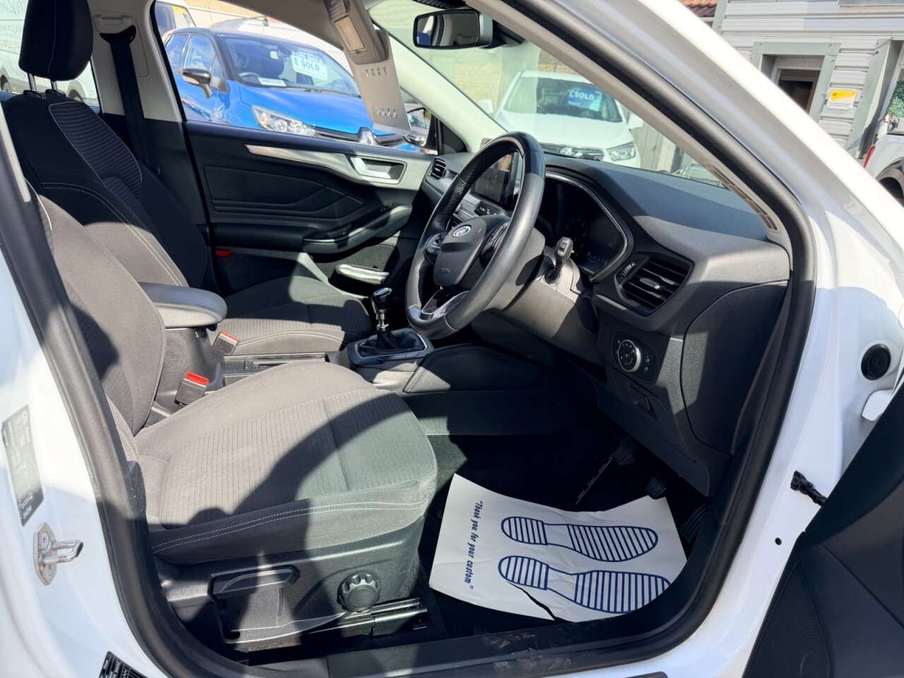 A 2019 FORD FOCUS 1.0T EcoBoost Titanium Estate 5dr Petrol Manual Euro 6 (s/s) (125 ps) FULL A 2019 FORD FOCUS 1.0T EcoBoost Titanium Estate 5dr Petrol Manual Euro 6 (s/s) (125 ps) FULL