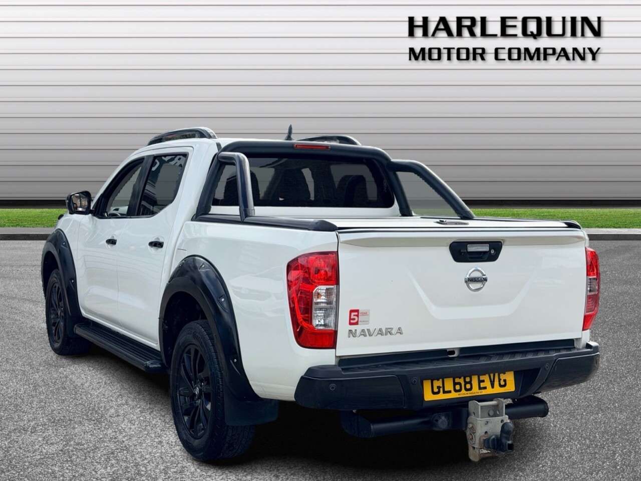 A 2018 NISSAN NAVARA 2.3 dCi N-Guard Pickup Double Cab 4dr Diesel Auto 4WD Euro 6 (190 ps) FULL A 2018 NISSAN NAVARA 2.3 dCi N-Guard Pickup Double Cab 4dr Diesel Auto 4WD Euro 6 (190 ps) FULL