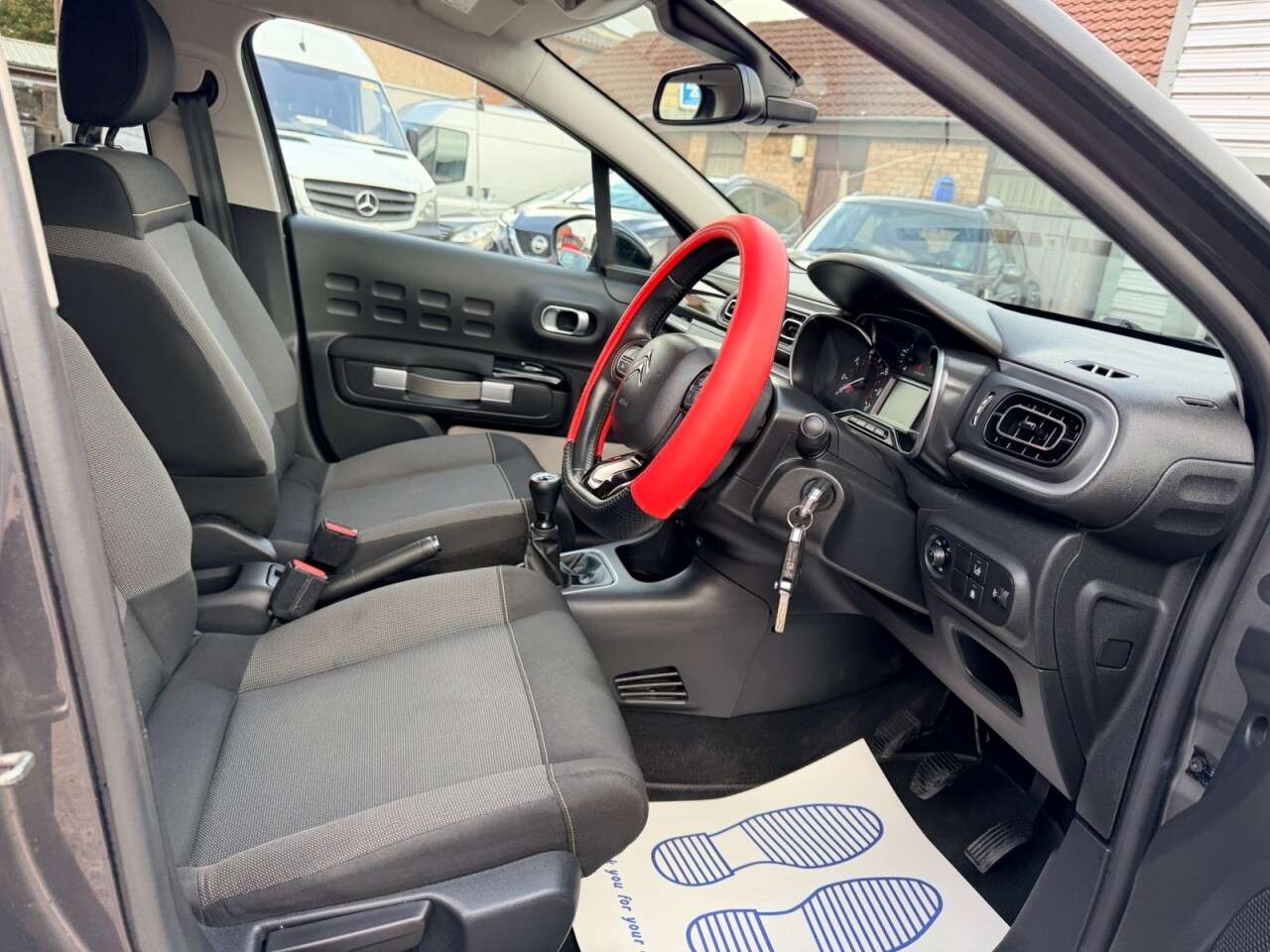 A 2019 CITROEN C3 1.2 PureTech Flair Hatchback 5dr Petrol Manual Euro 6 (s/s) (82 ps) RECENT A 2019 CITROEN C3 1.2 PureTech Flair Hatchback 5dr Petrol Manual Euro 6 (s/s) (82 ps) RECENT