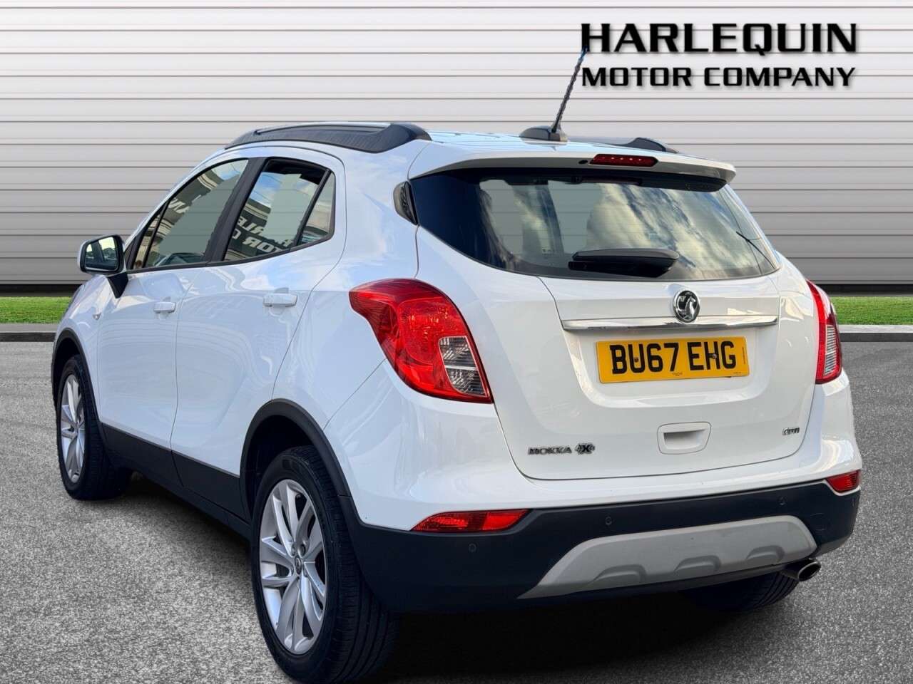 A 2017 VAUXHALL MOKKA X 1.6 CDTi Active SUV 5dr Diesel Manual 4WD Euro 6 (s/s) (136 ps) 4X4 A 2017 VAUXHALL MOKKA X 1.6 CDTi Active SUV 5dr Diesel Manual 4WD Euro 6 (s/s) (136 ps) 4X4