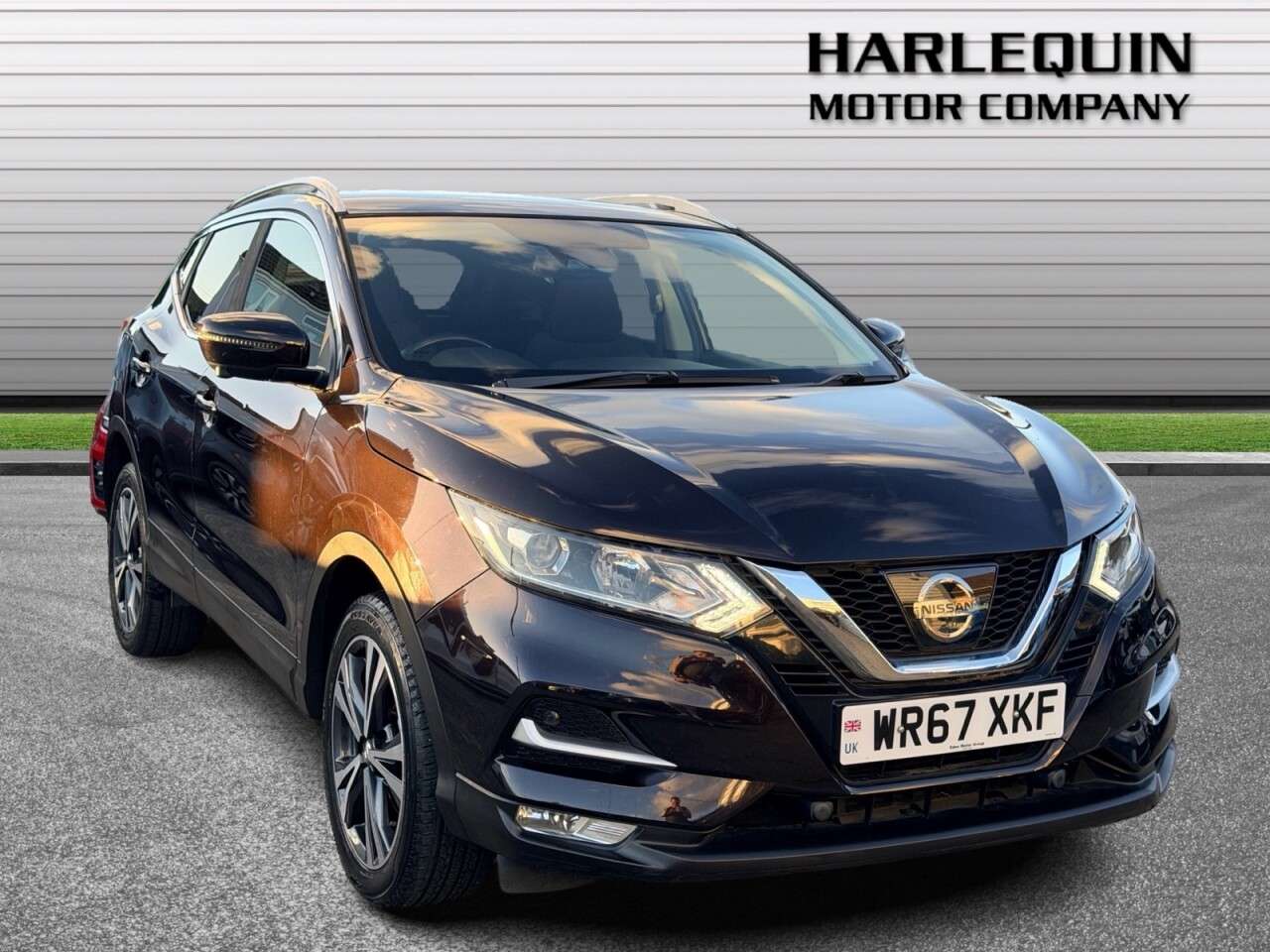 A 2017 NISSAN QASHQAI 1.5 dCi N-Connecta SUV 5dr Diesel Manual Euro 6 (s/s) (110 ps) FULL SERVICE A 2017 NISSAN QASHQAI 1.5 dCi N-Connecta SUV 5dr Diesel Manual Euro 6 (s/s) (110 ps) FULL SERVICE