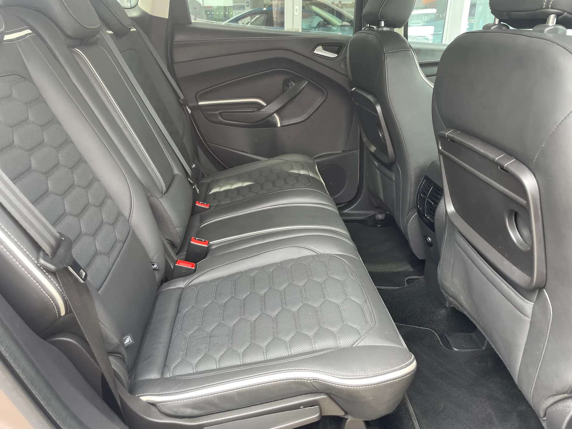 2017 FORD KUGA VIGNALE 2017 FORD KUGA VIGNALE
