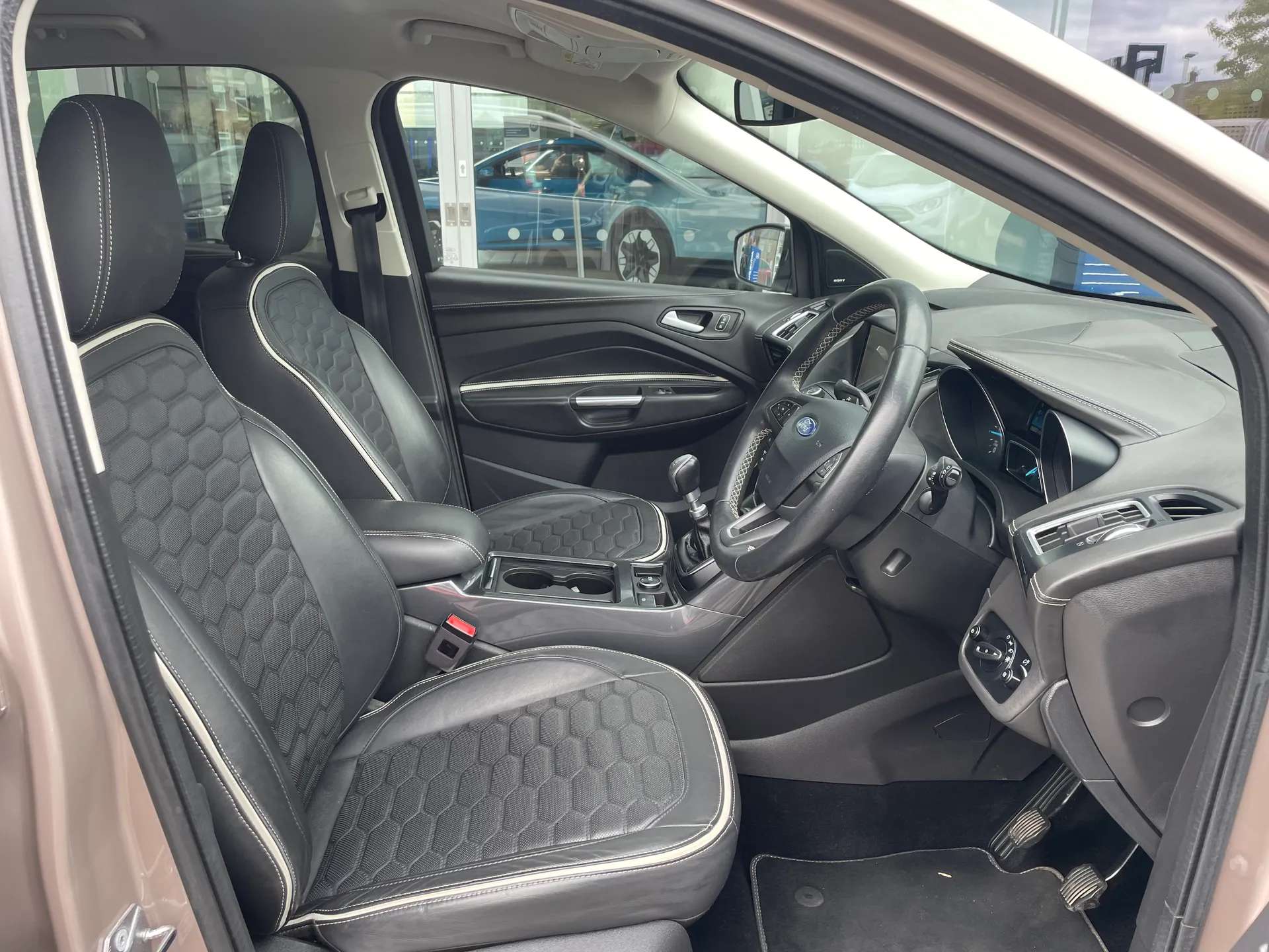 2017 FORD KUGA VIGNALE 2017 FORD KUGA VIGNALE