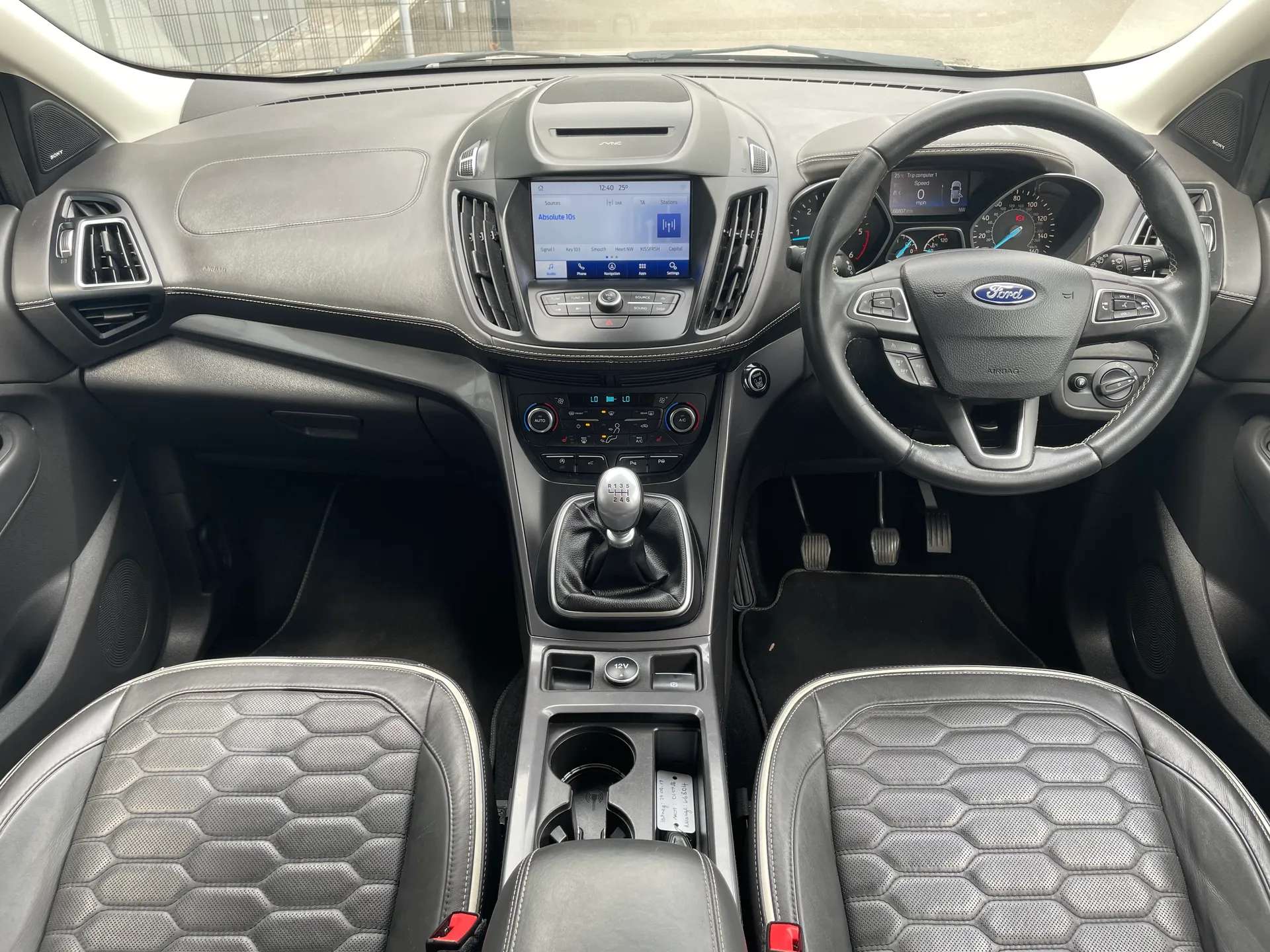 2017 FORD KUGA VIGNALE 2017 FORD KUGA VIGNALE