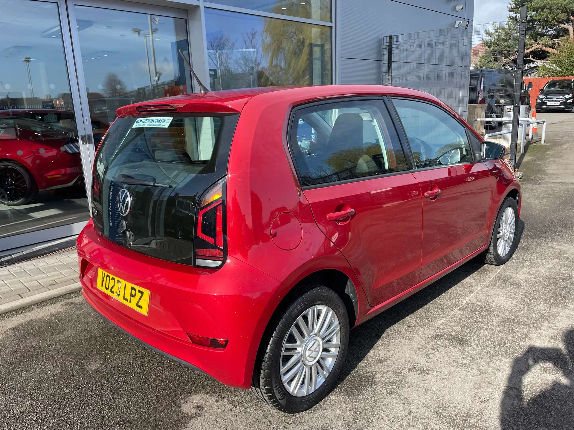 2023 VOLKSWAGEN UP 2023 VOLKSWAGEN UP