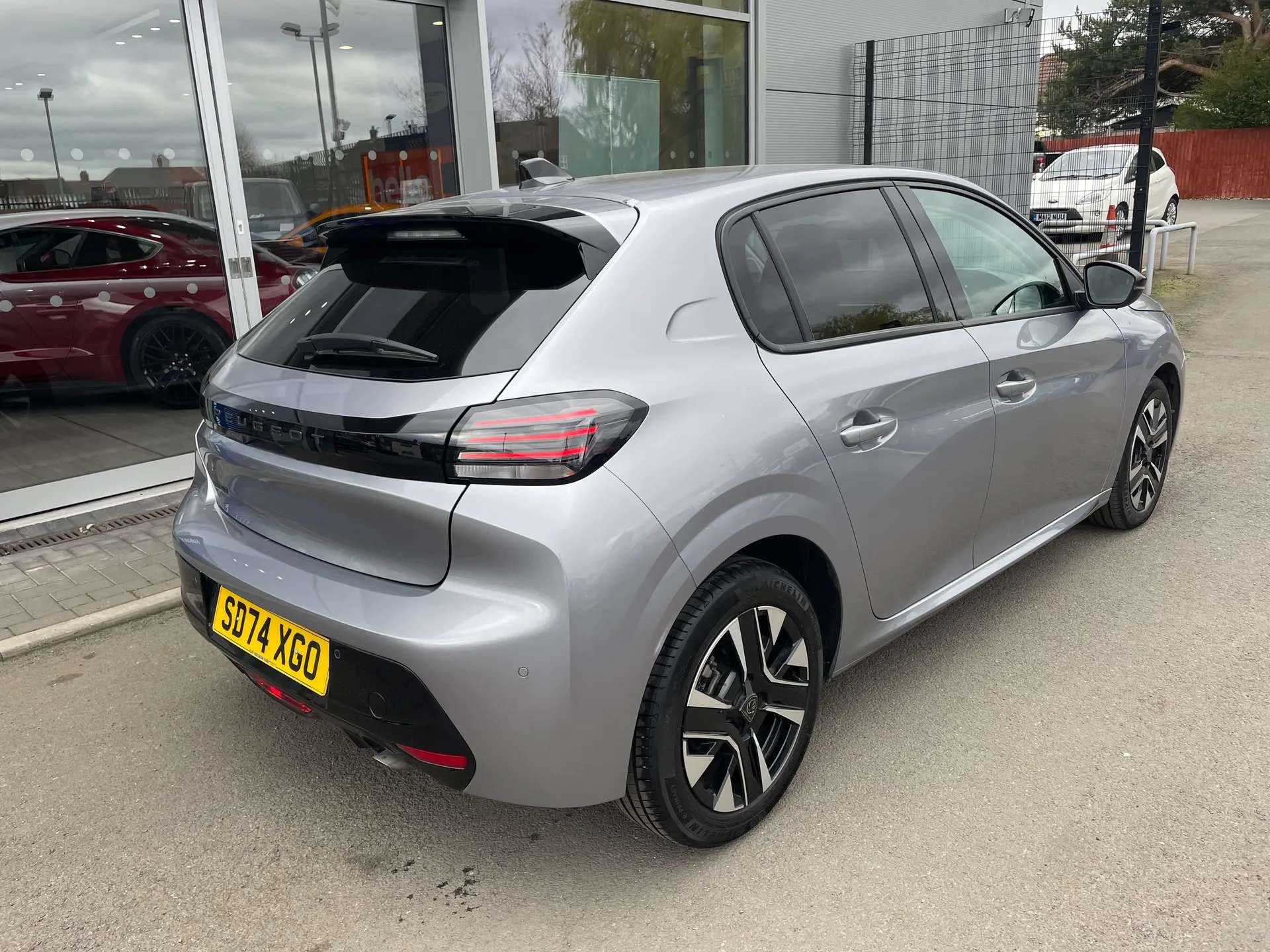 2024 PEUGEOT 208 2024 PEUGEOT 208