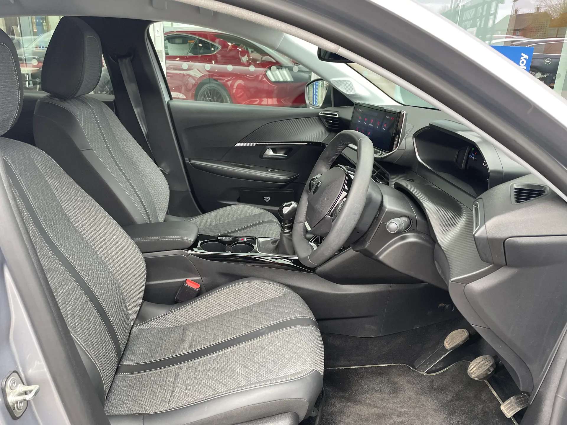 2024 PEUGEOT 208 2024 PEUGEOT 208