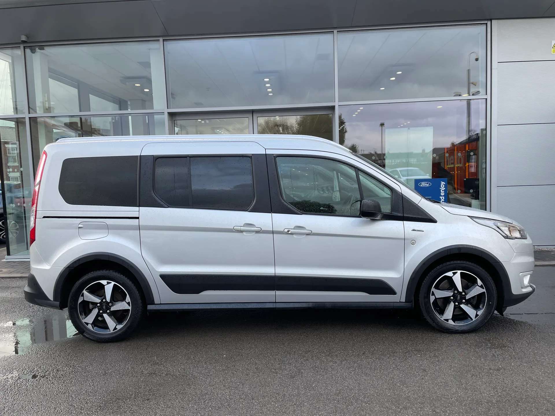 2022 FORD GRAND TOURNEO CONNECT 2022 FORD GRAND TOURNEO CONNECT