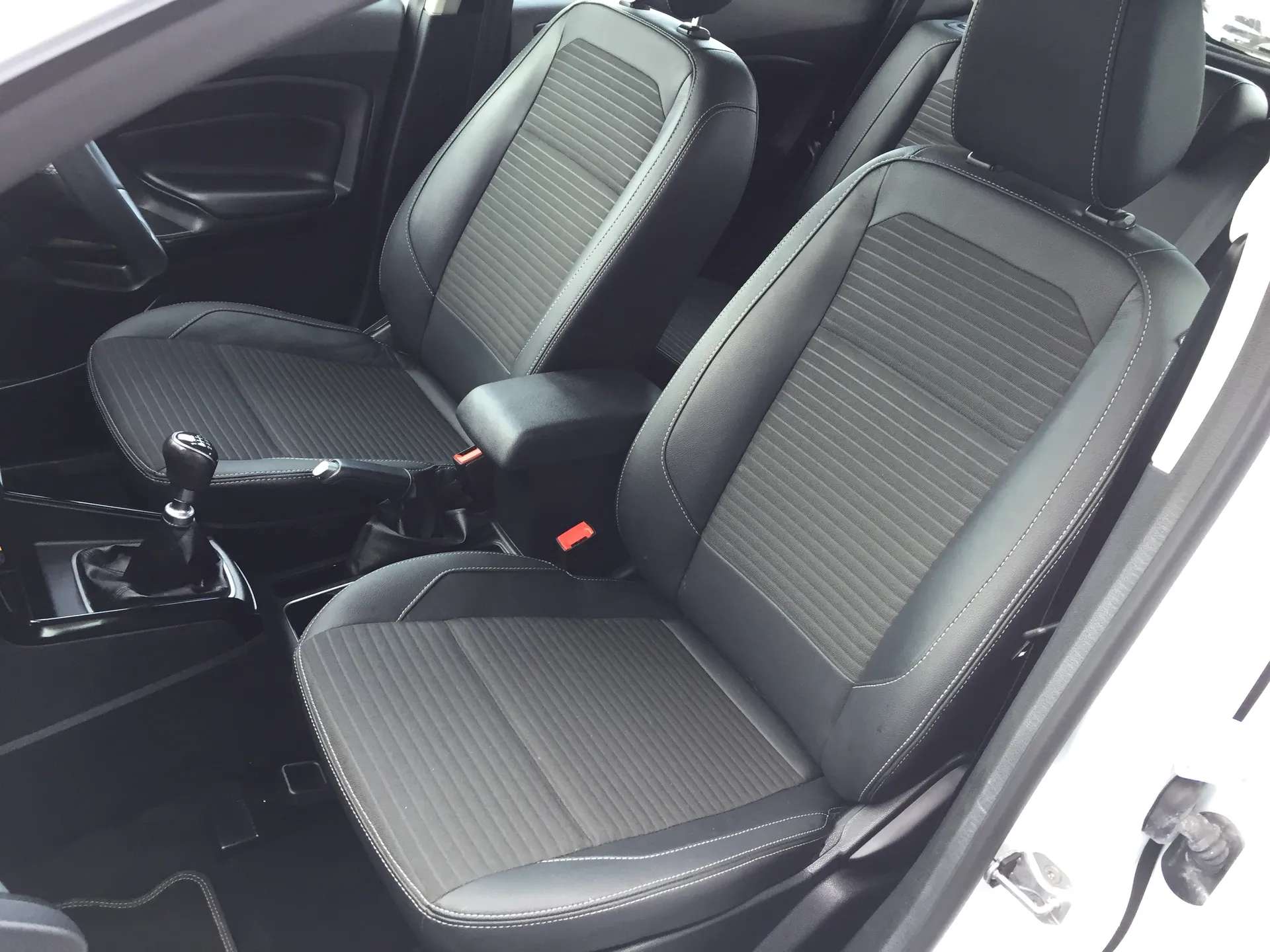 2020 FORD ECOSPORT 2020 FORD ECOSPORT