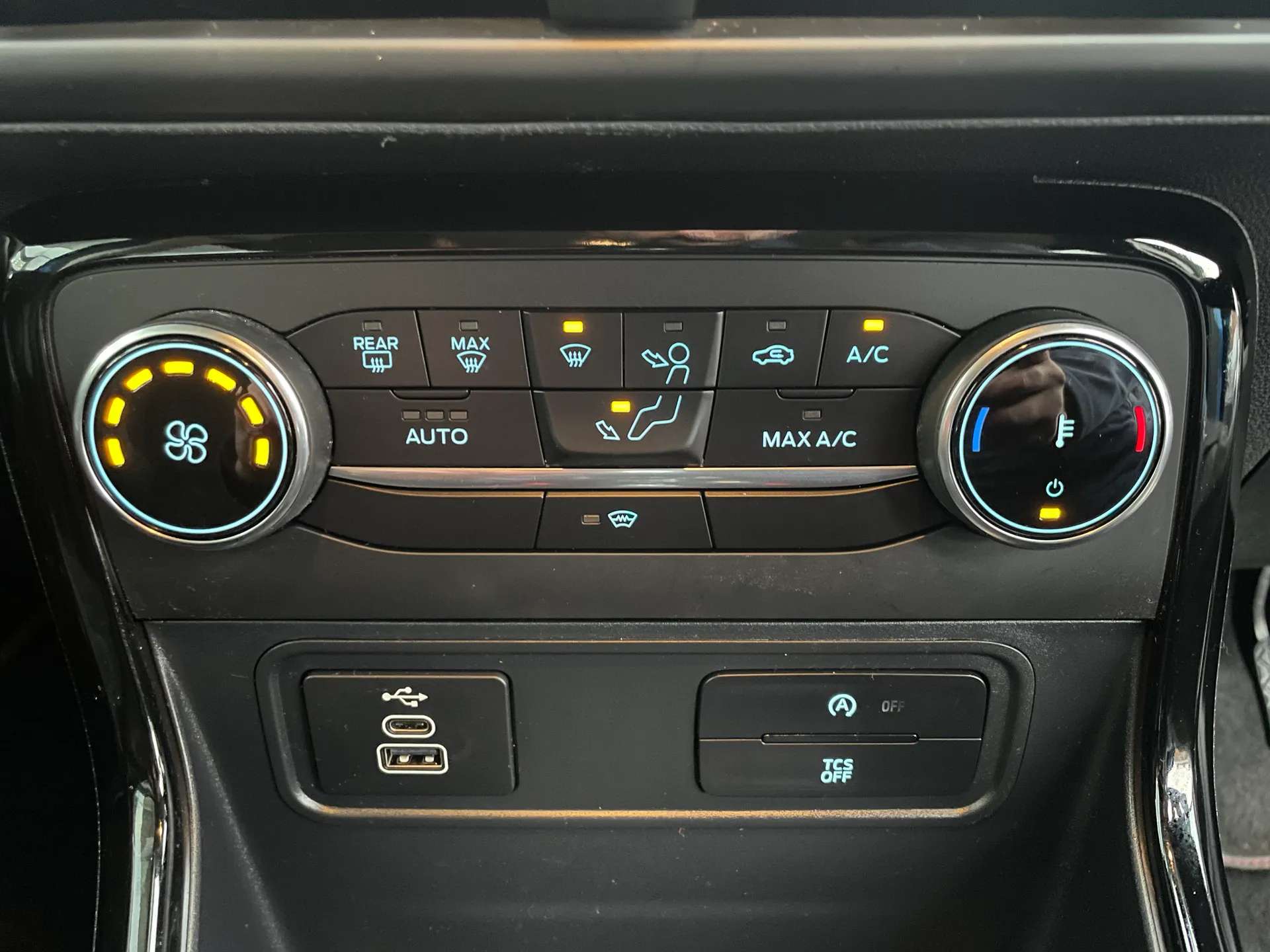 2023 FORD ECOSPORT 2023 FORD ECOSPORT