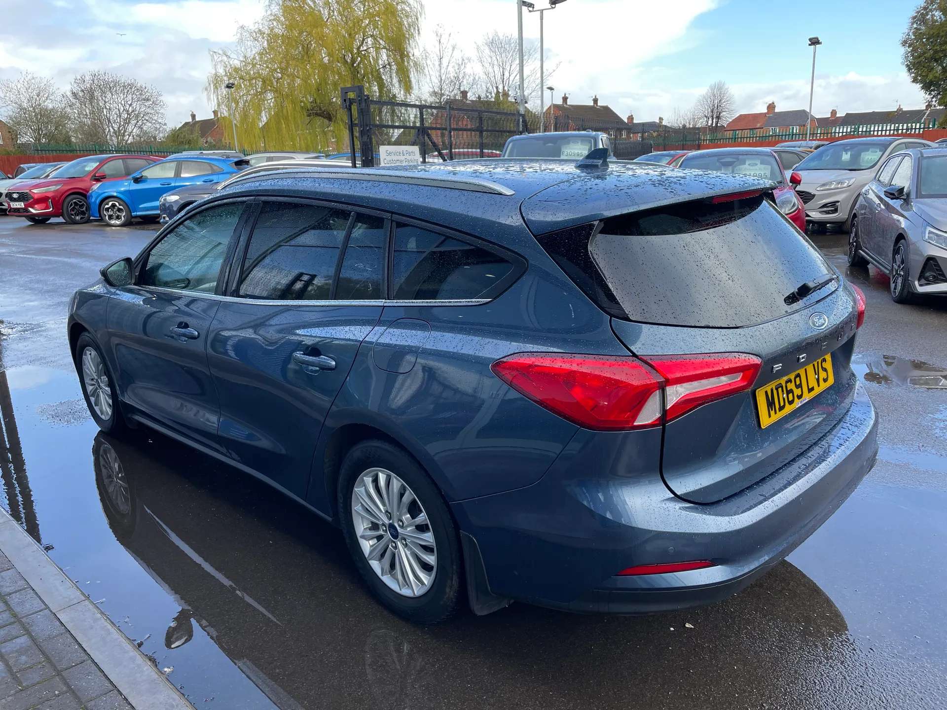 A 2020 FORD FOCUS 1.0 EcoBoost 125 Titanium 5dr A 2020 FORD FOCUS 1.0 EcoBoost 125 Titanium 5dr