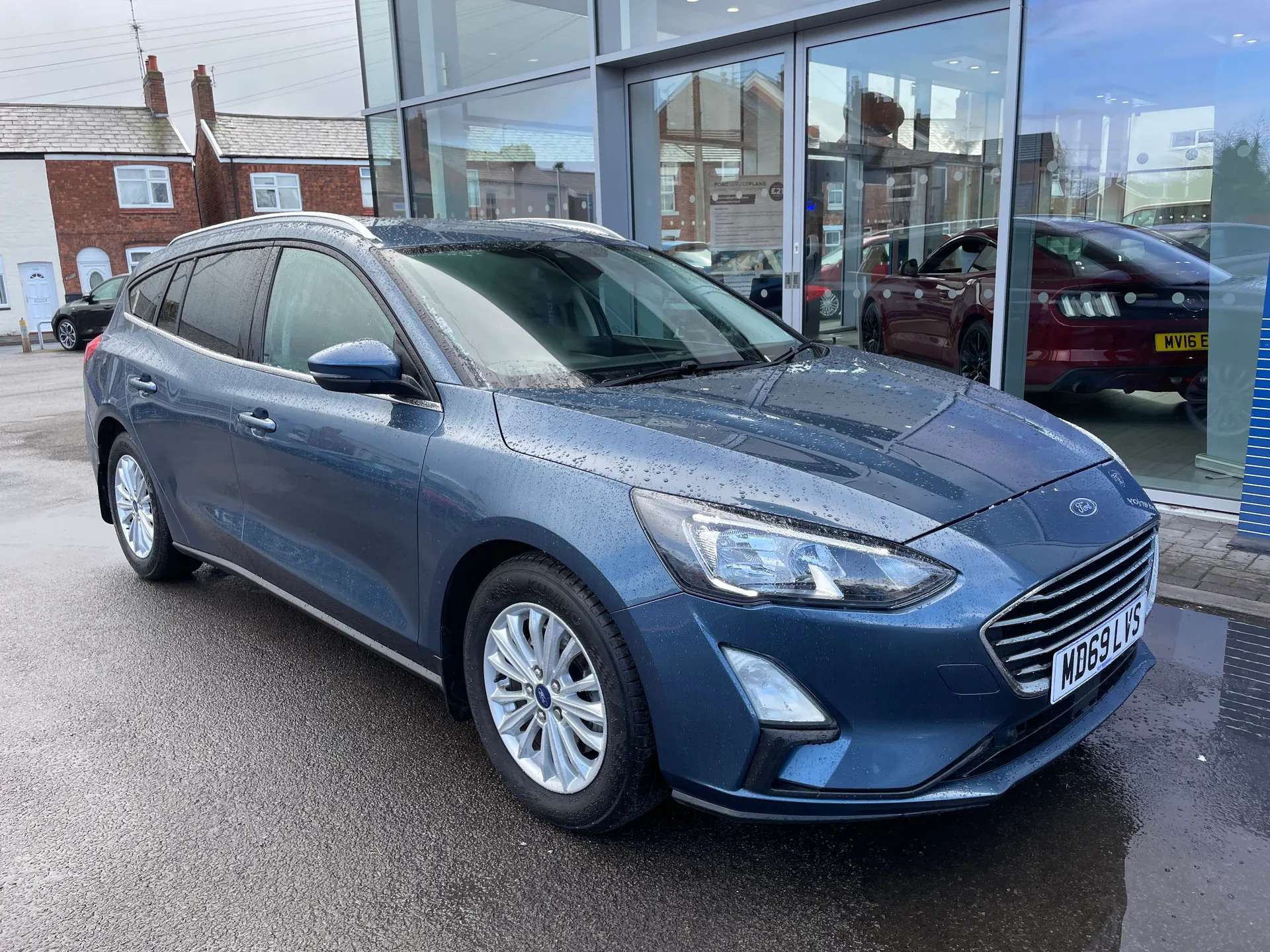 A 2020 FORD FOCUS 1.0 EcoBoost 125 Titanium 5dr A 2020 FORD FOCUS 1.0 EcoBoost 125 Titanium 5dr