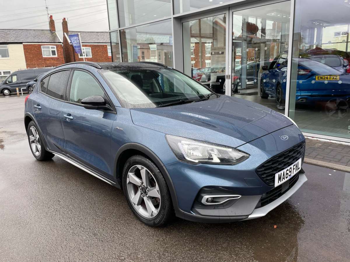 Check out this Ford Focus 2020 Petrol Manual