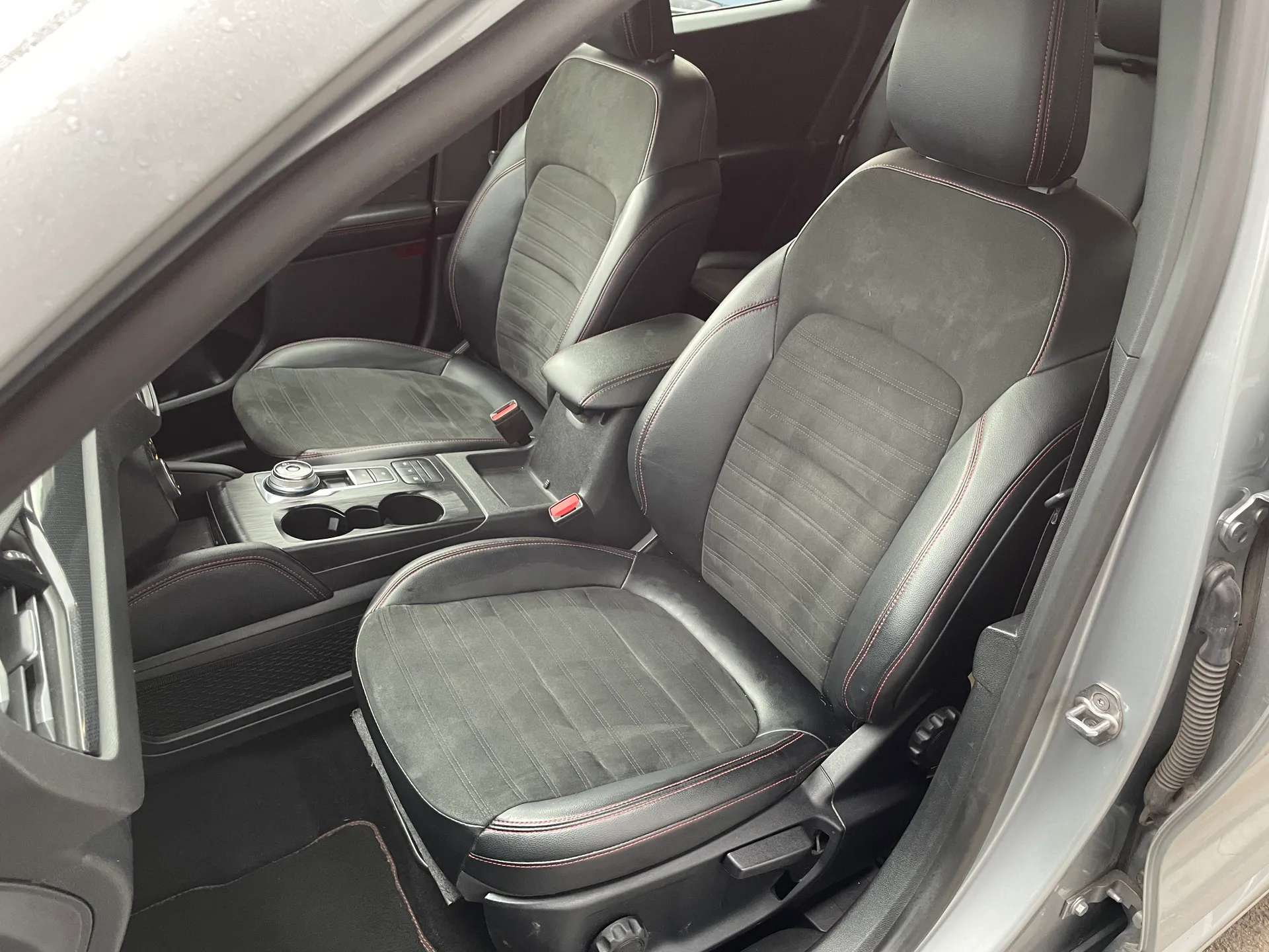 2021 FORD KUGA 2021 FORD KUGA