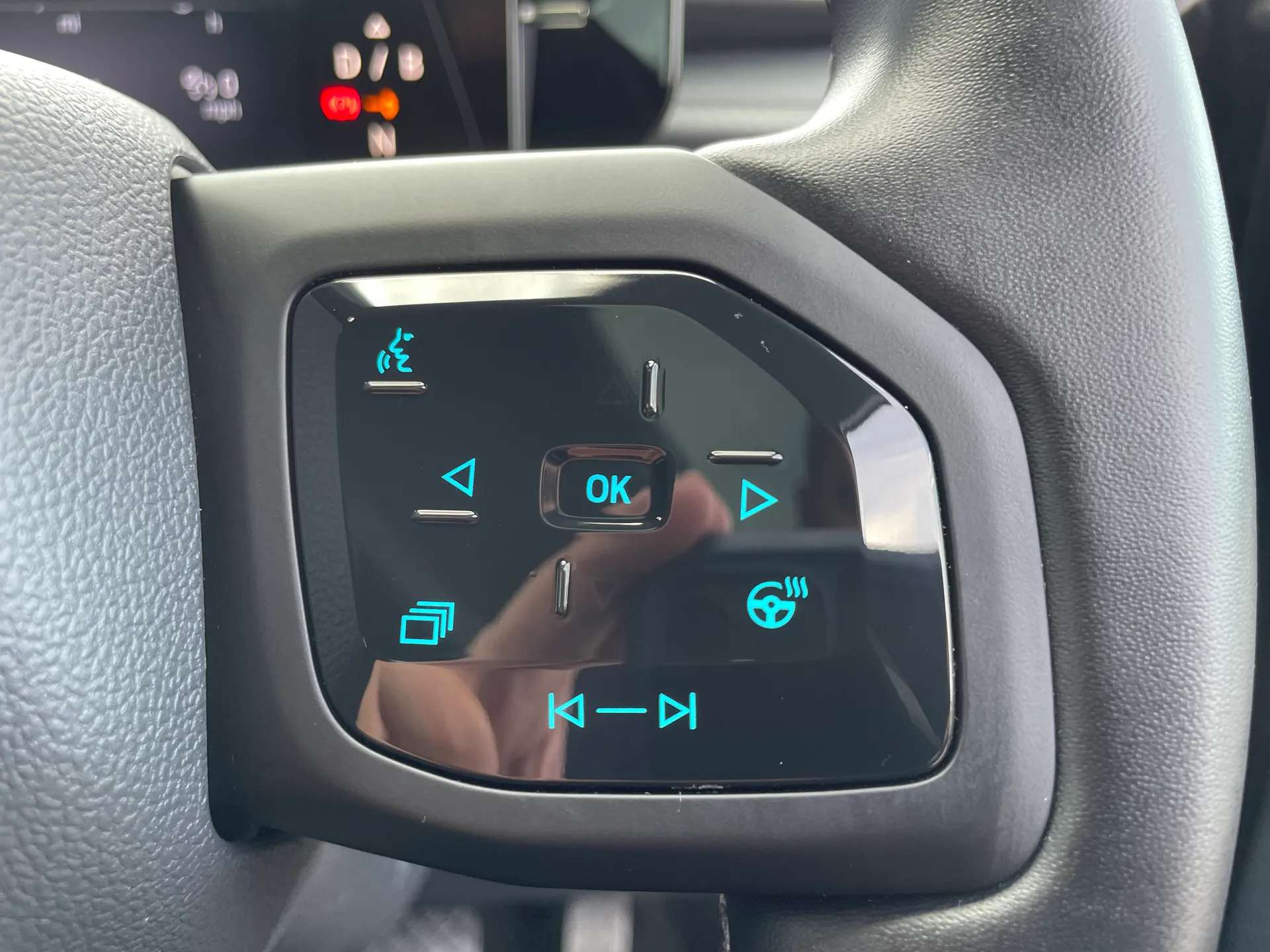 2025 FORD EXPLORER 2025 FORD EXPLORER