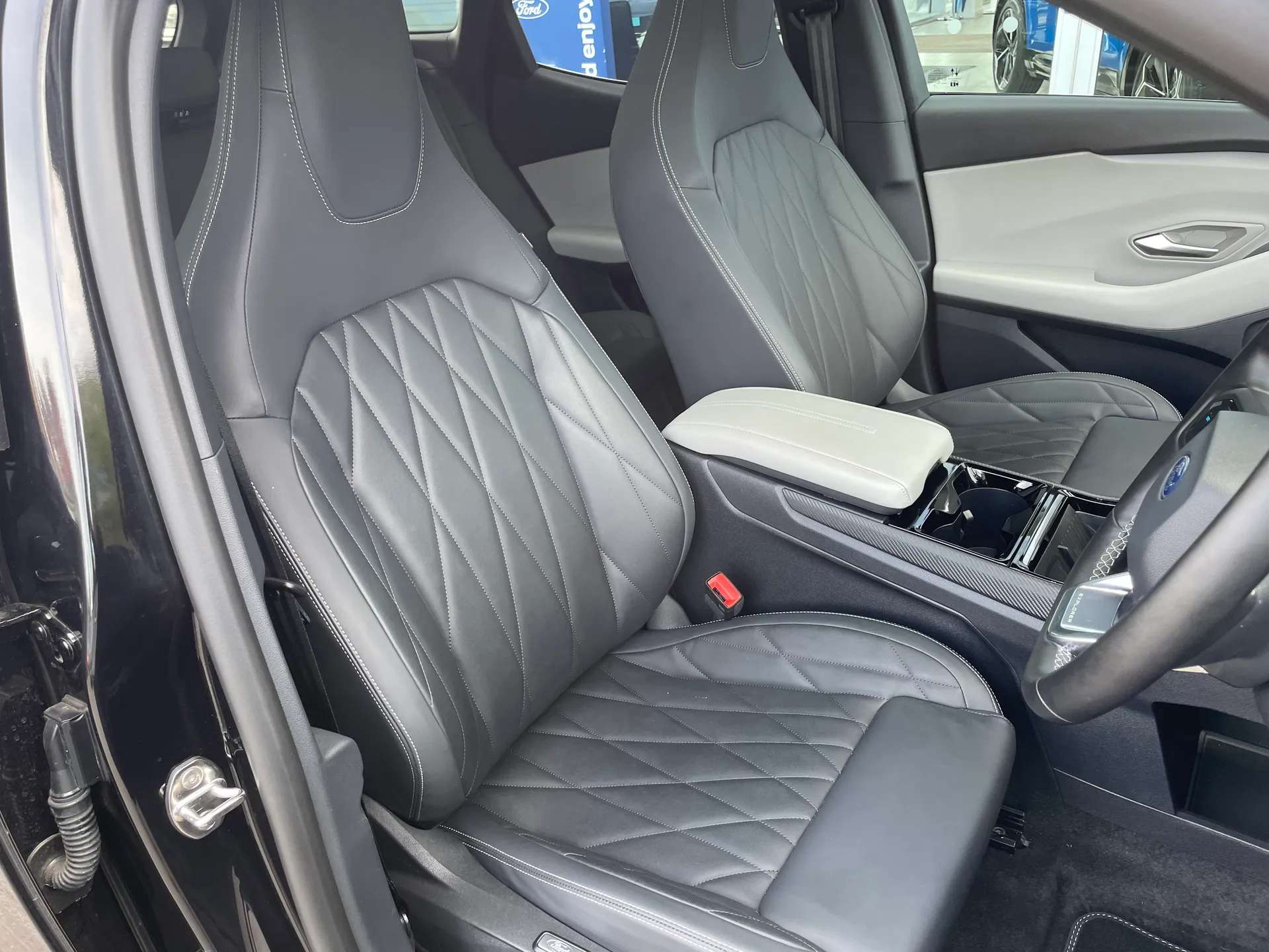 2025 FORD EXPLORER 2025 FORD EXPLORER