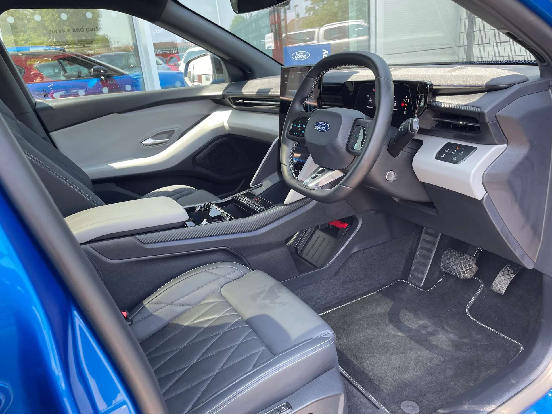 2025 FORD CAPRI 2025 FORD CAPRI