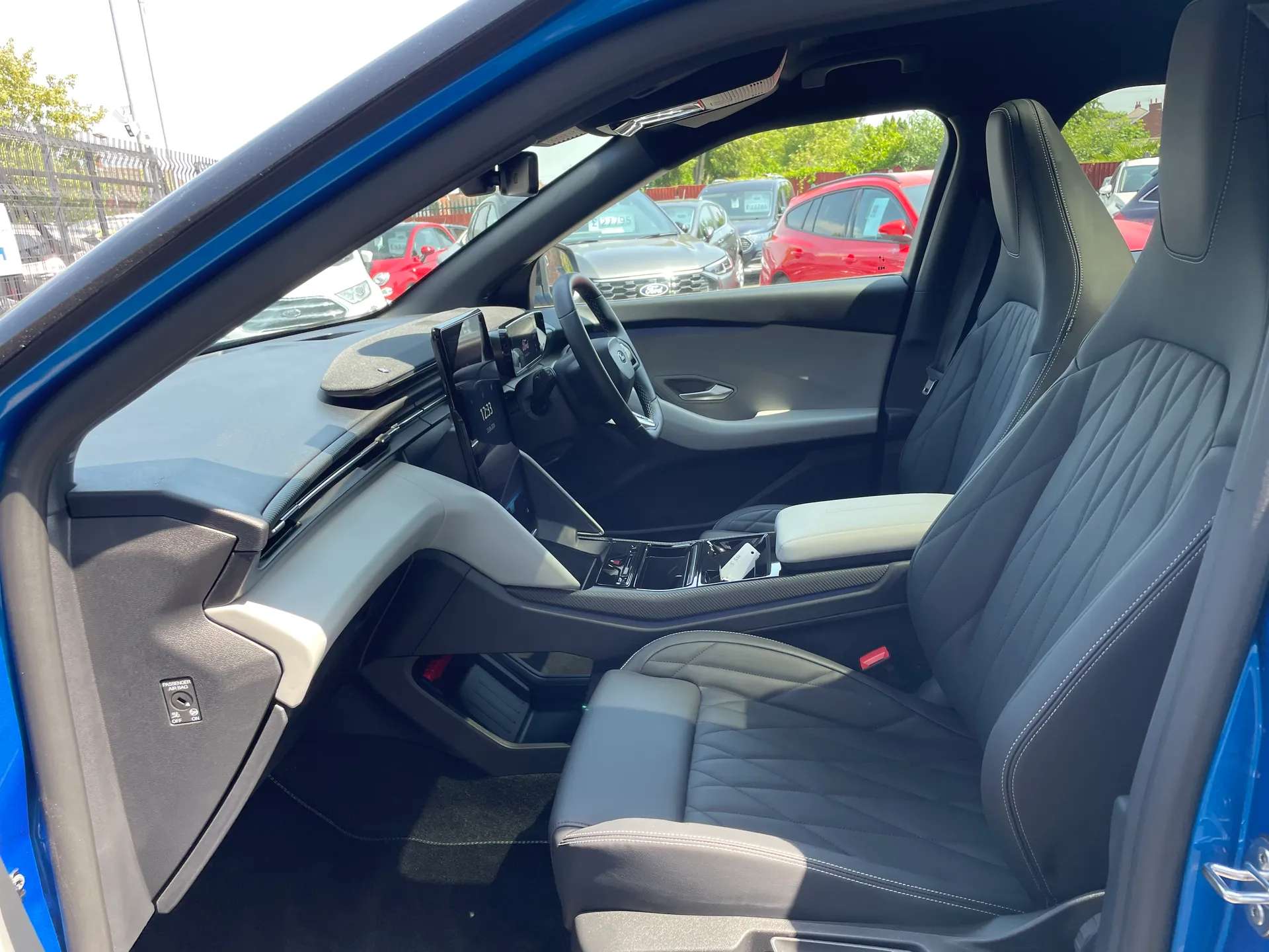 2025 FORD CAPRI 2025 FORD CAPRI