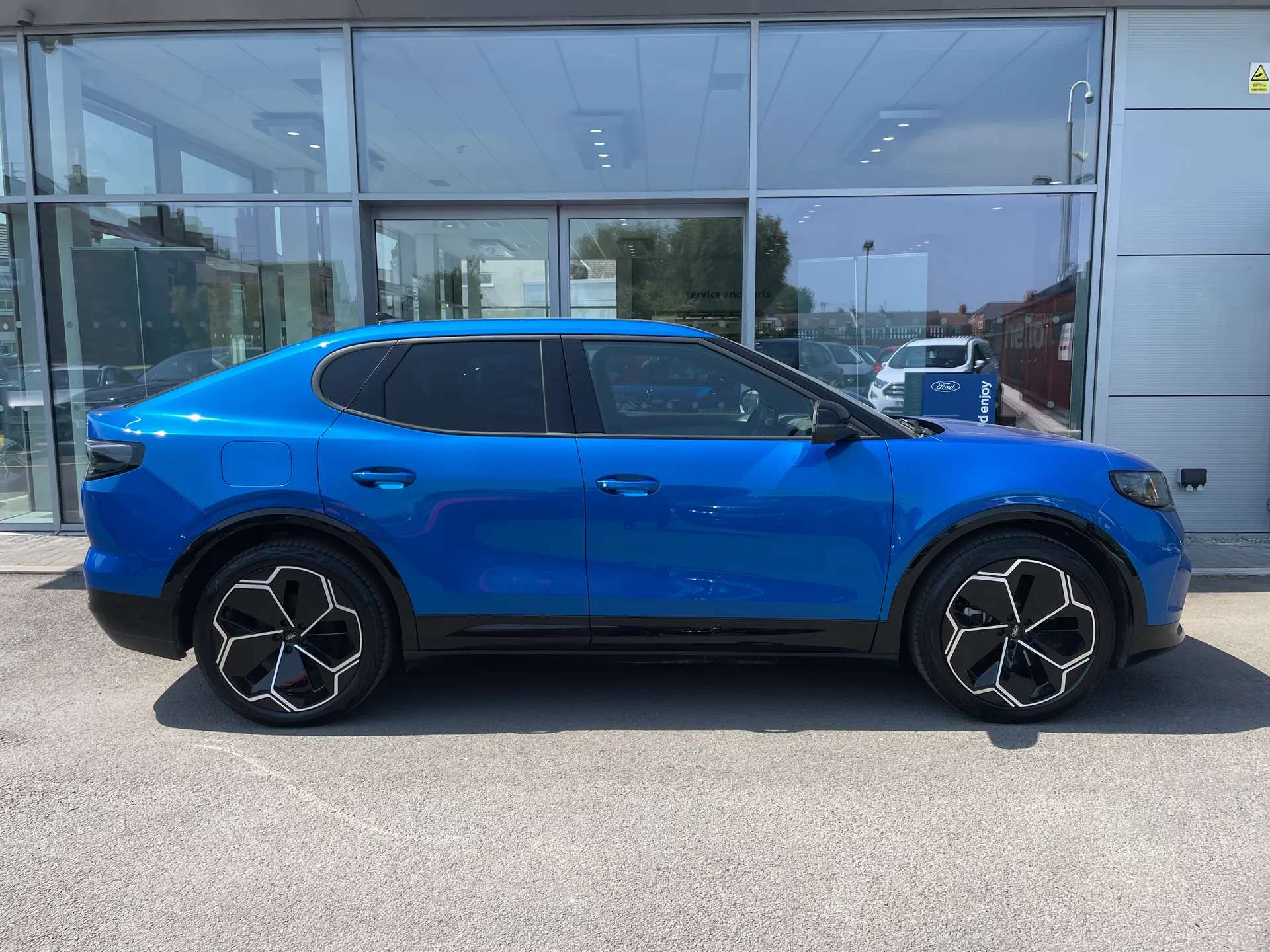 2025 FORD CAPRI 2025 FORD CAPRI