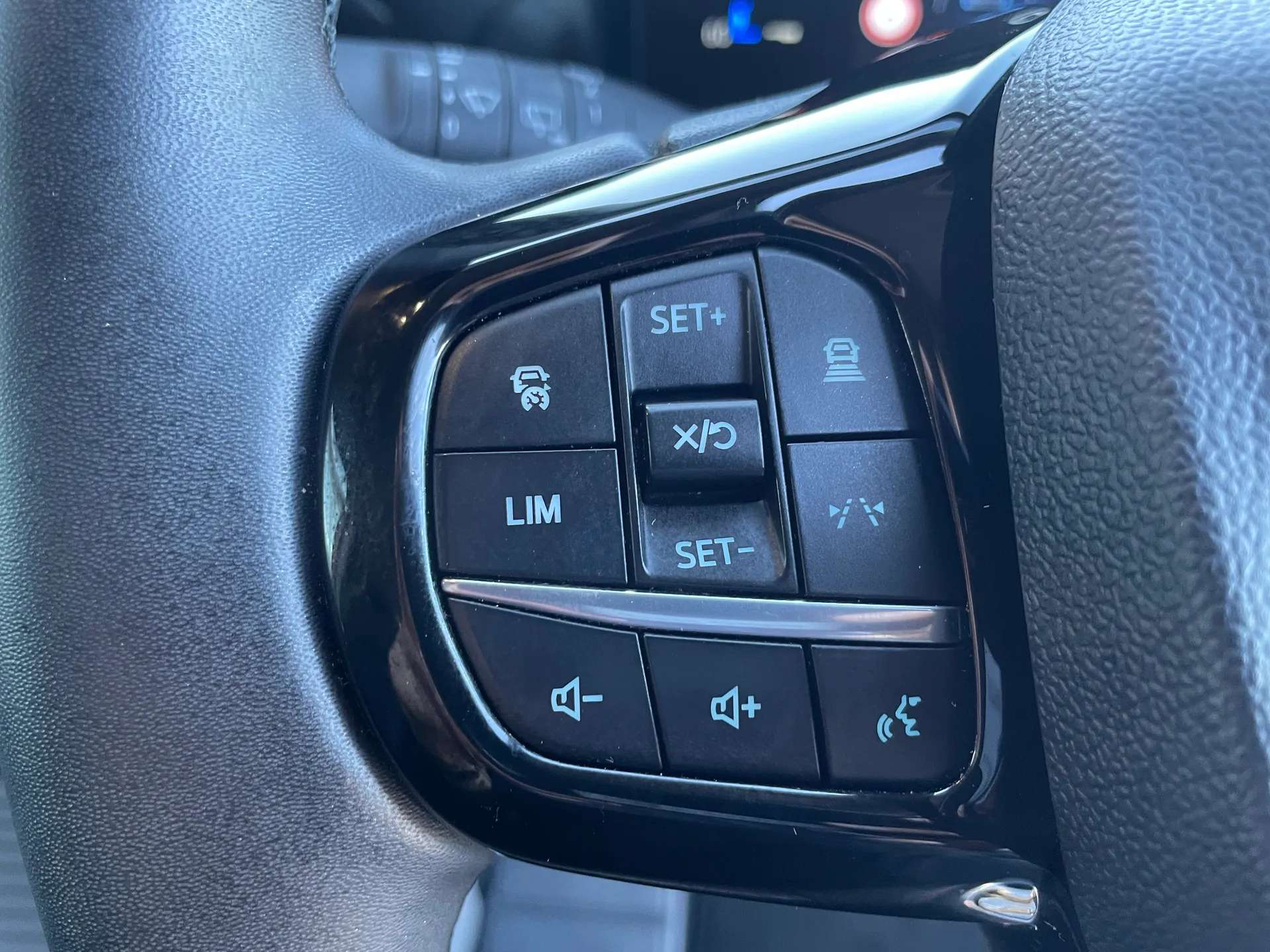 2024 FORD TOURNEO CUSTOM 2024 FORD TOURNEO CUSTOM