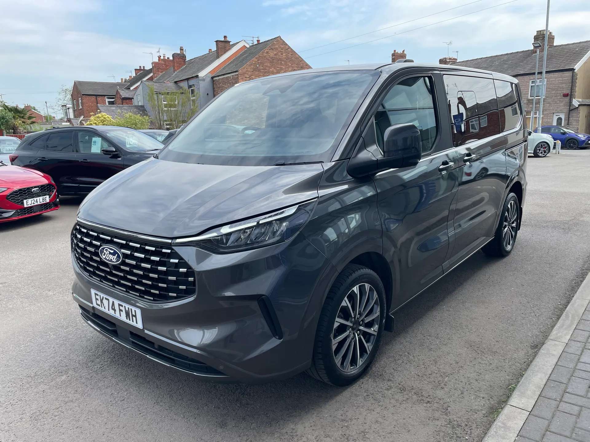 A 2024 FORD TOURNEO CUSTOM 2.0 EcoBlue 170ps H1 Titanium X 8 seater Auto A 2024 FORD TOURNEO CUSTOM 2.0 EcoBlue 170ps H1 Titanium X 8 seater Auto