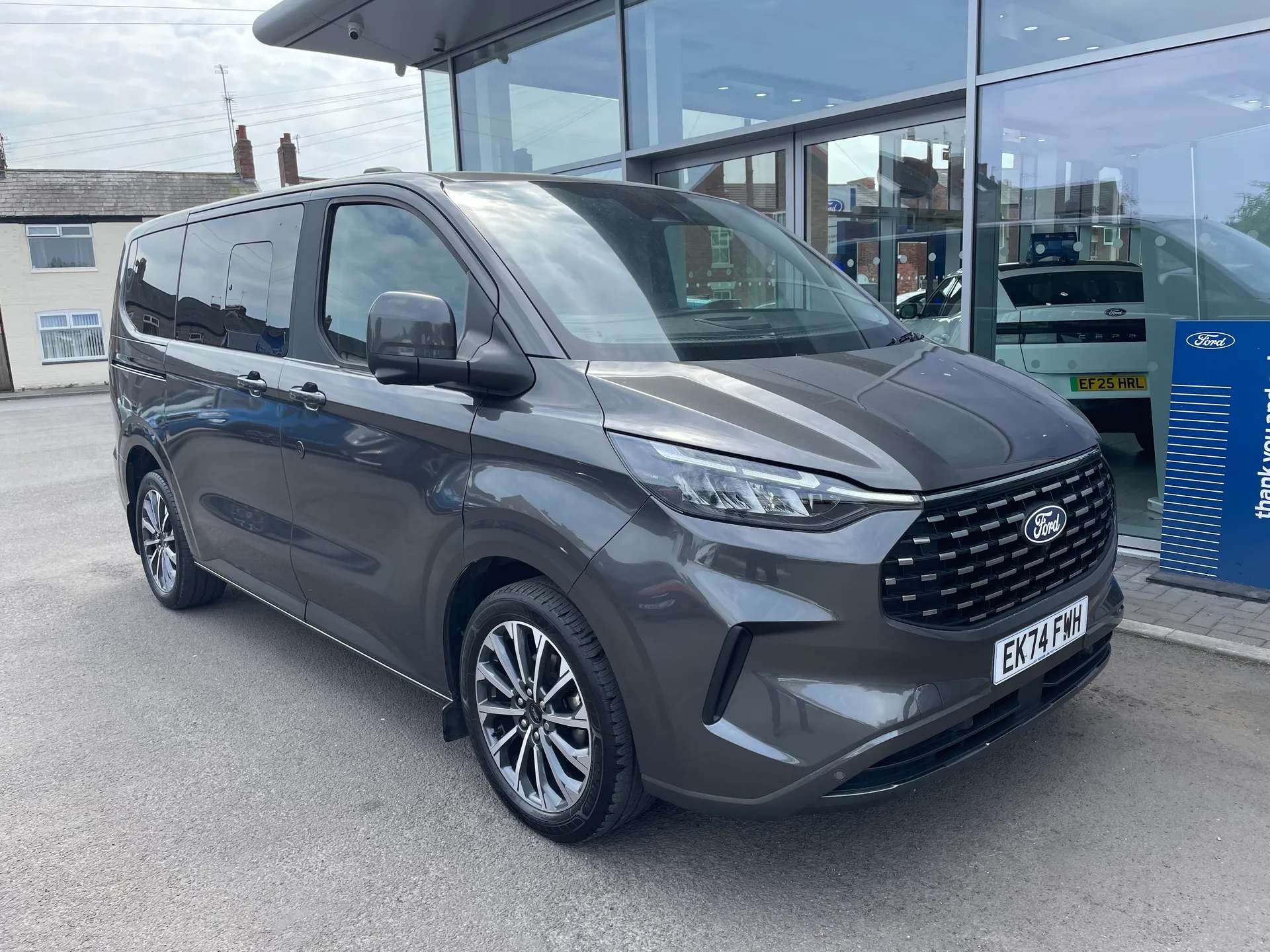 A 2024 FORD TOURNEO CUSTOM 2.0 EcoBlue 170ps H1 Titanium X 8 seater Auto A 2024 FORD TOURNEO CUSTOM 2.0 EcoBlue 170ps H1 Titanium X 8 seater Auto