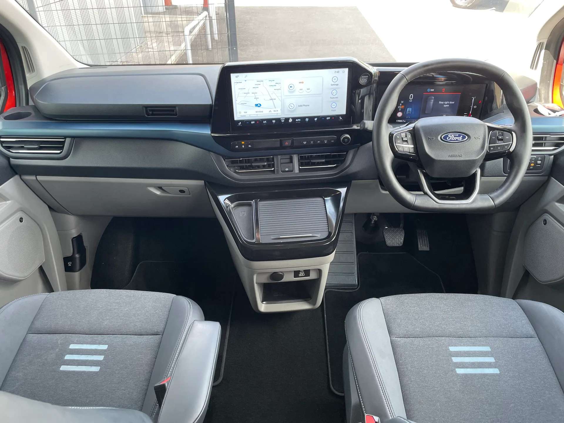 2024 FORD TOURNEO CUSTOM 2024 FORD TOURNEO CUSTOM