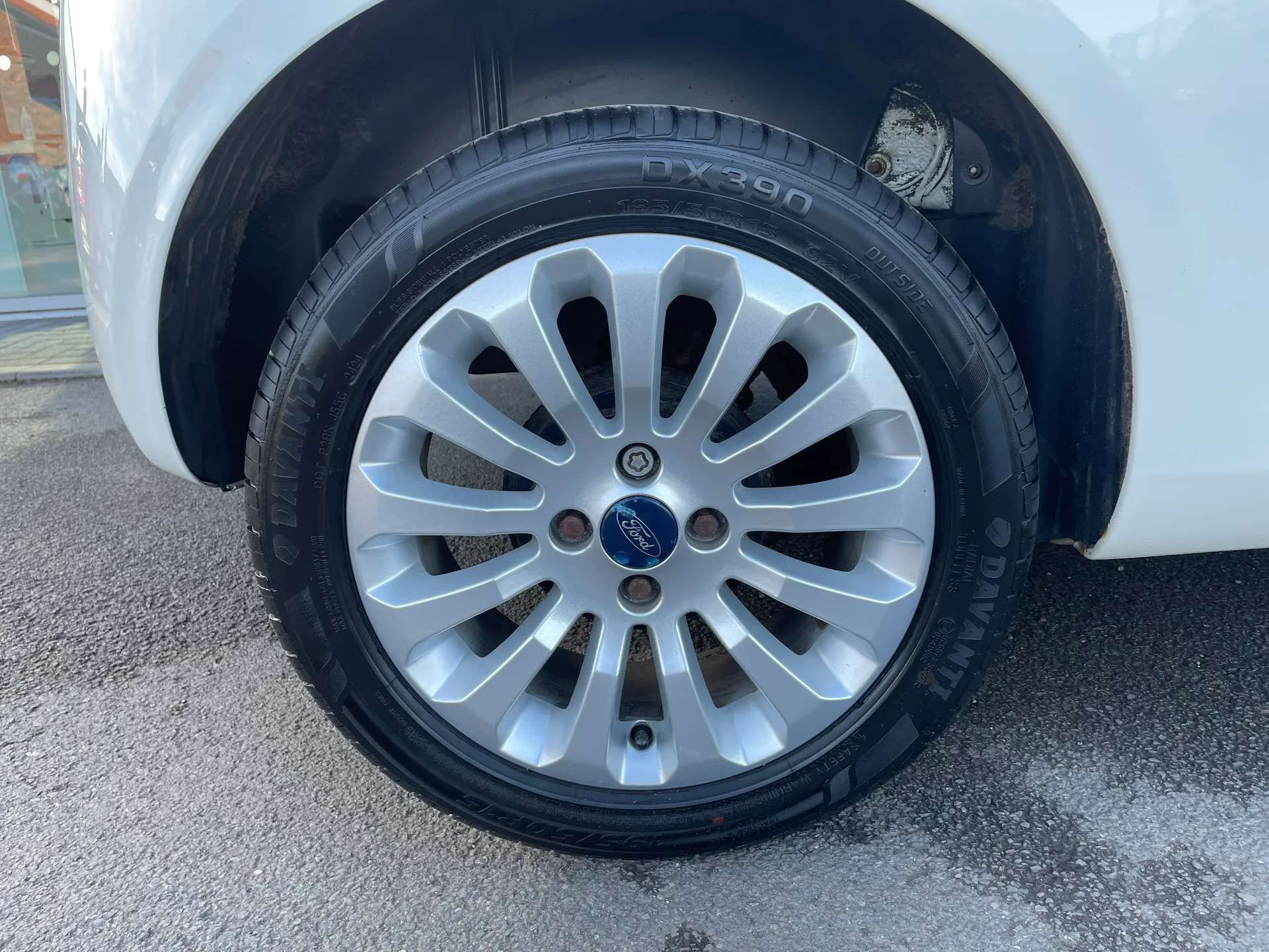 2012 FORD KA 2012 FORD KA