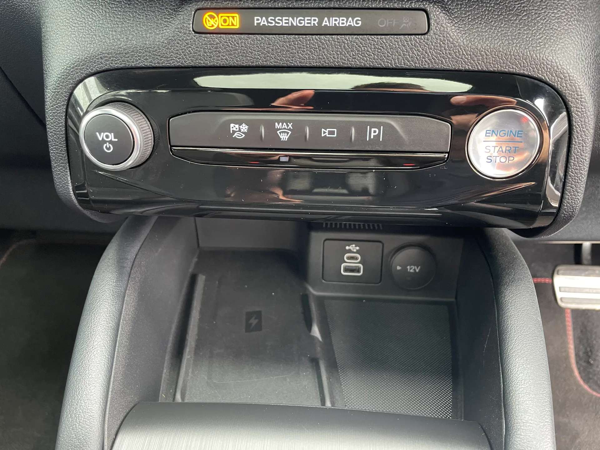 2025 FORD KUGA 2025 FORD KUGA